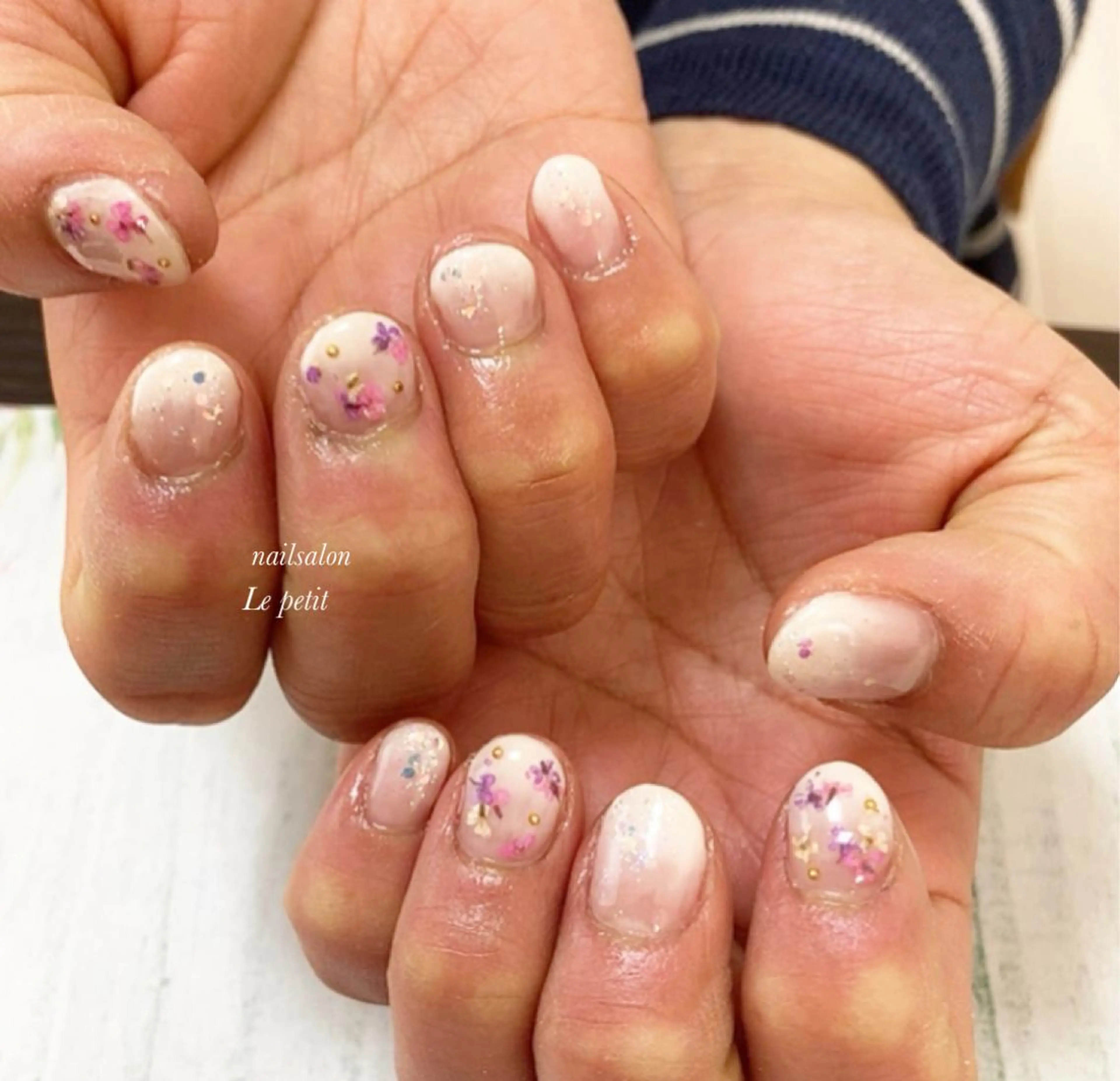 ネイル 石野 広佳のネイルデザイン