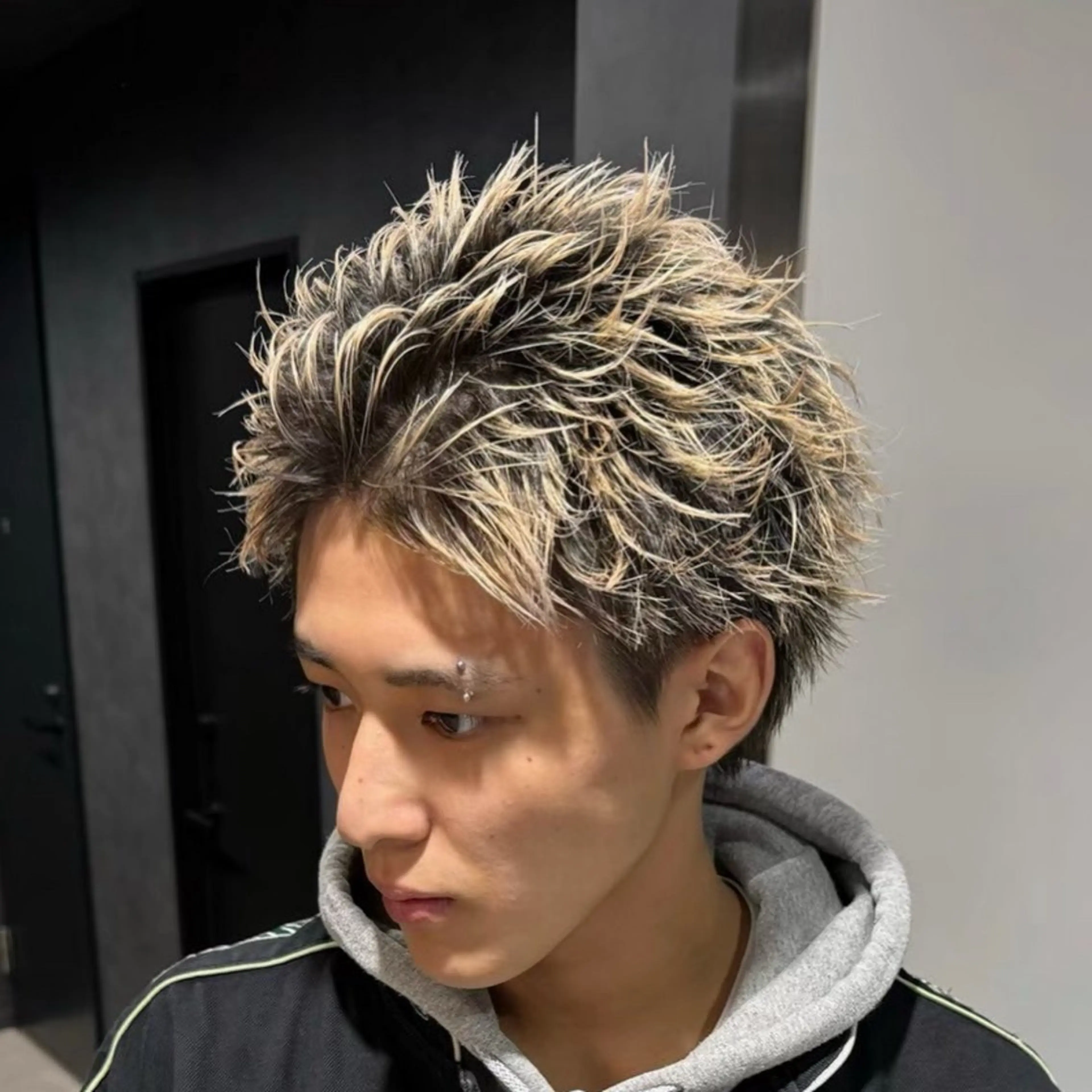 ショート 🔥パーマ支持率 No1🔥YUTOのヘアスタイル