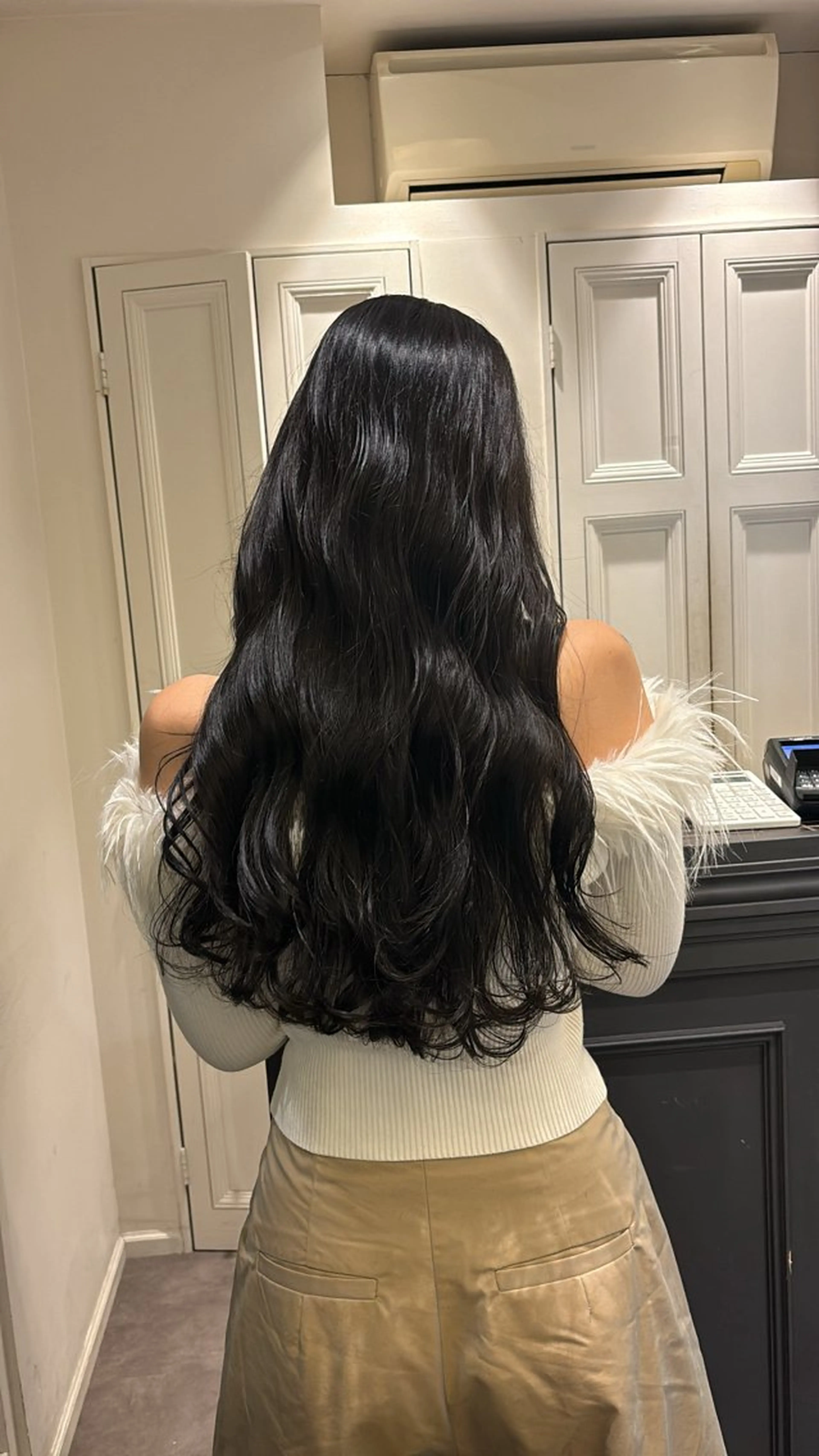 ロング カラー カット ヘアカラー トリートメント 栗林 茉那のヘアスタイル