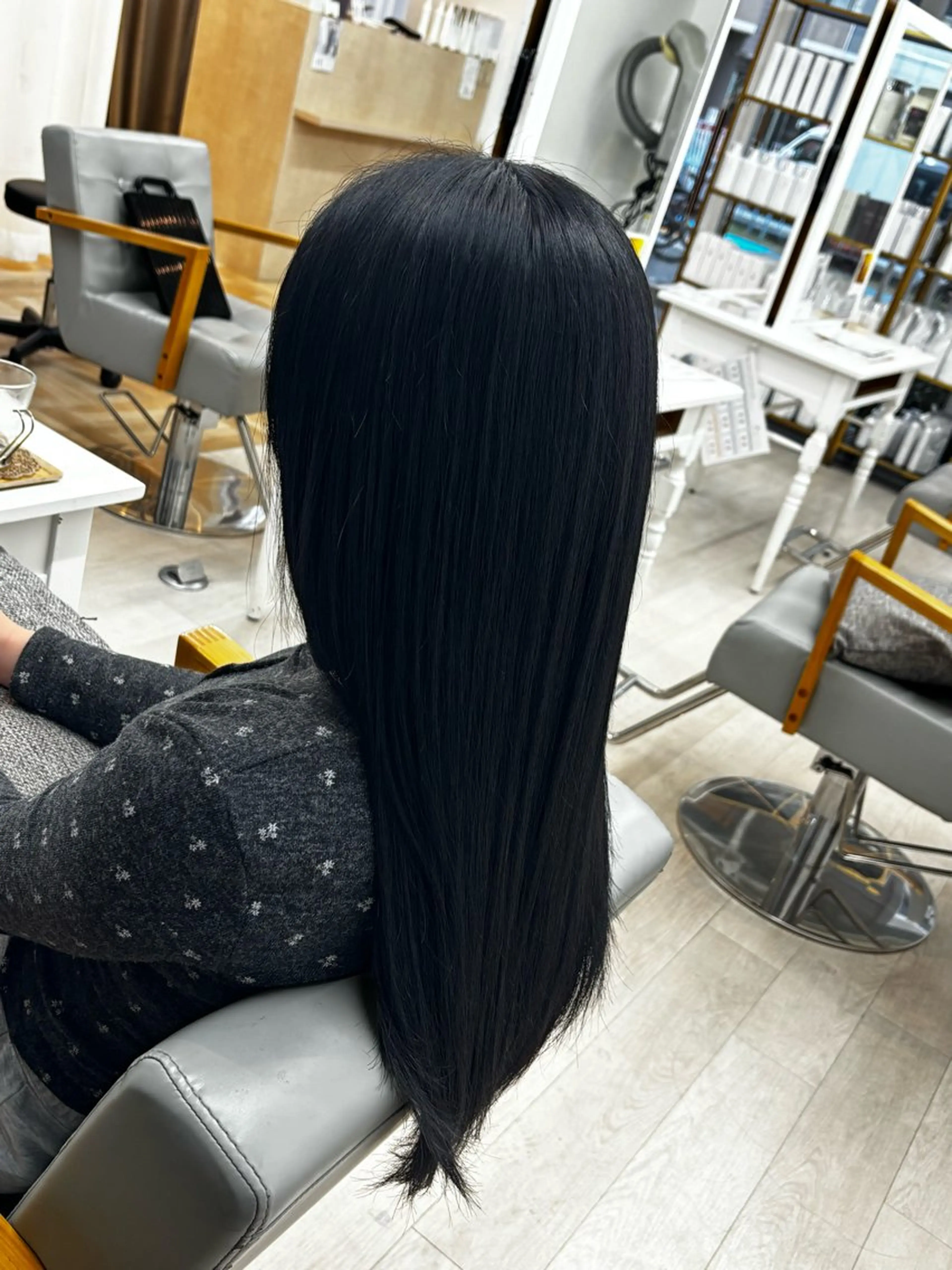 ロング ヘアカラー ワタセ ヒメカのヘアスタイル