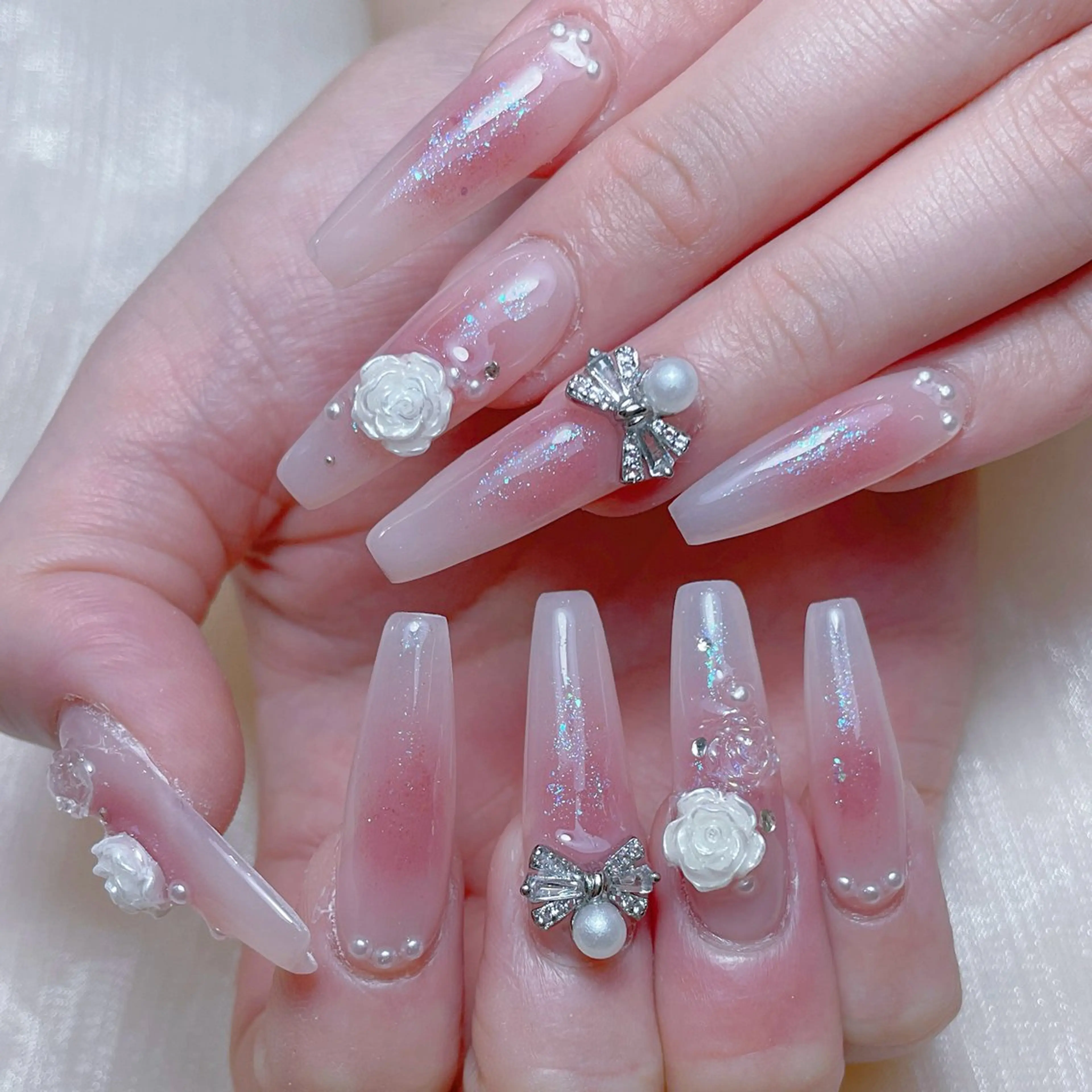 ネイル チークネイル クリアネイル キラキラネイル ロングネイル マグネットネイル princess 木戸　唯のネイルデザイン