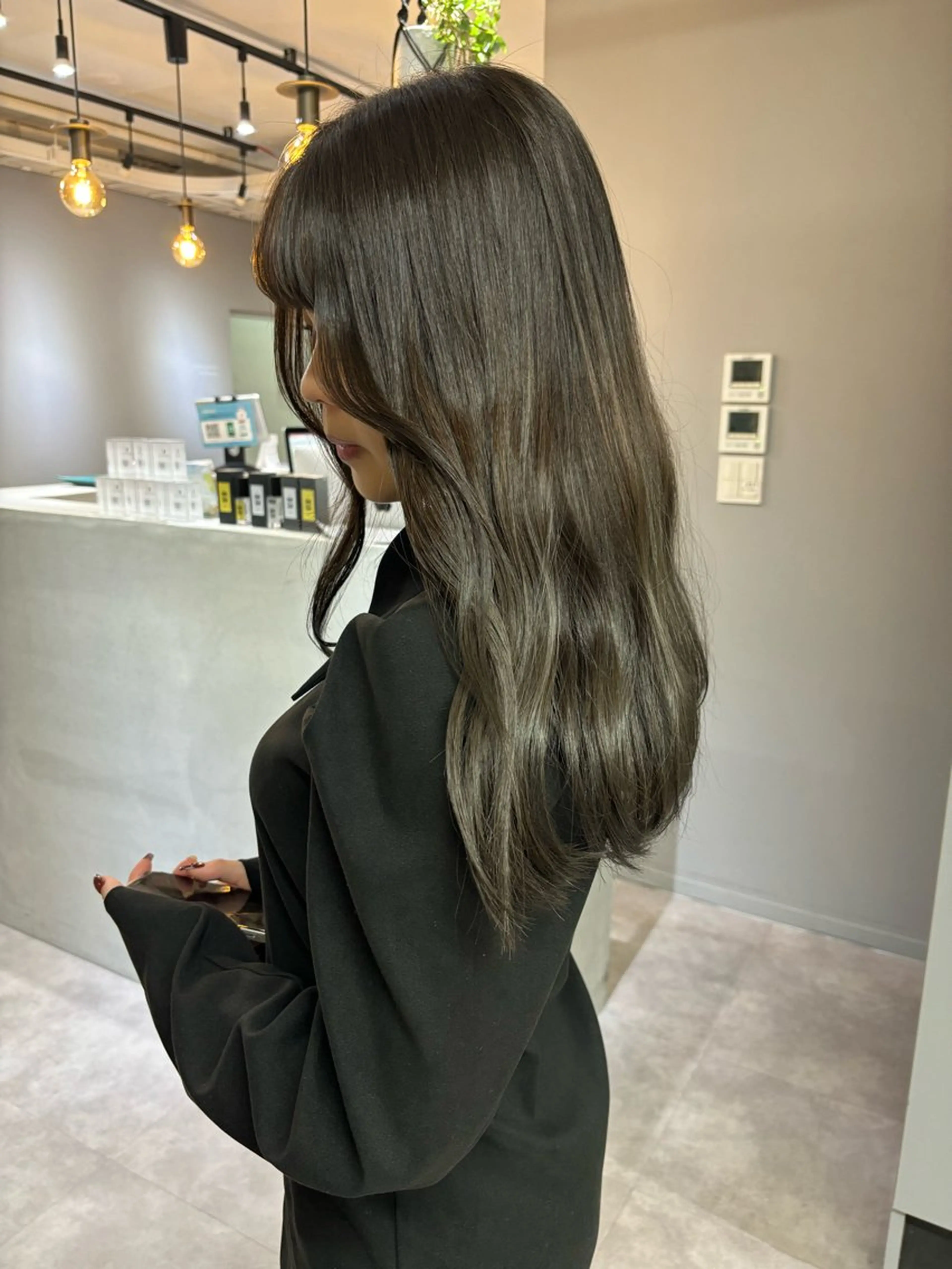 セミロング カラー グレージュ きよはらちさき🍑 柔らかカラー🌱🫧のヘアスタイル