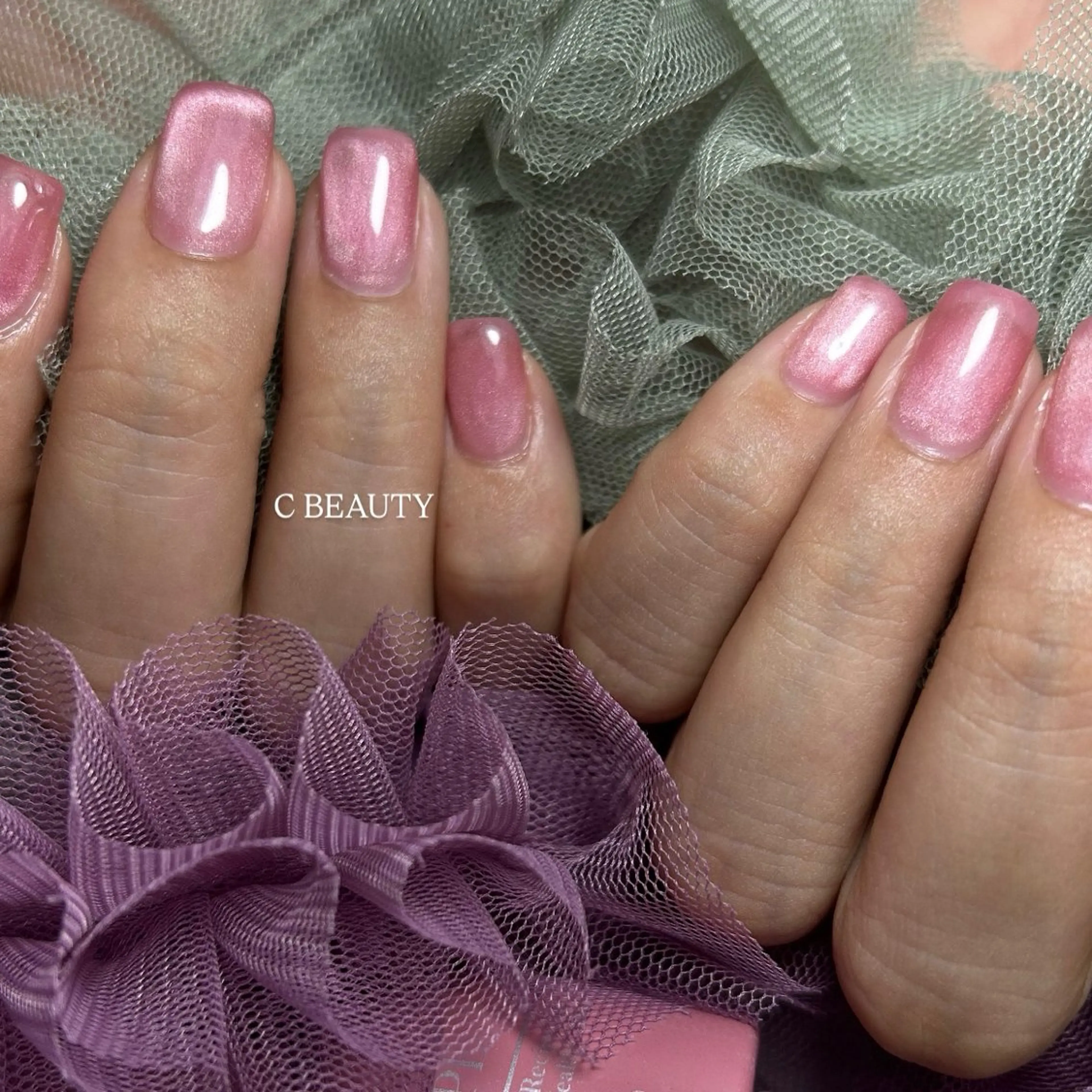 ネイル マグネットネイル C BEAUTY／ KAEDEのネイルデザイン