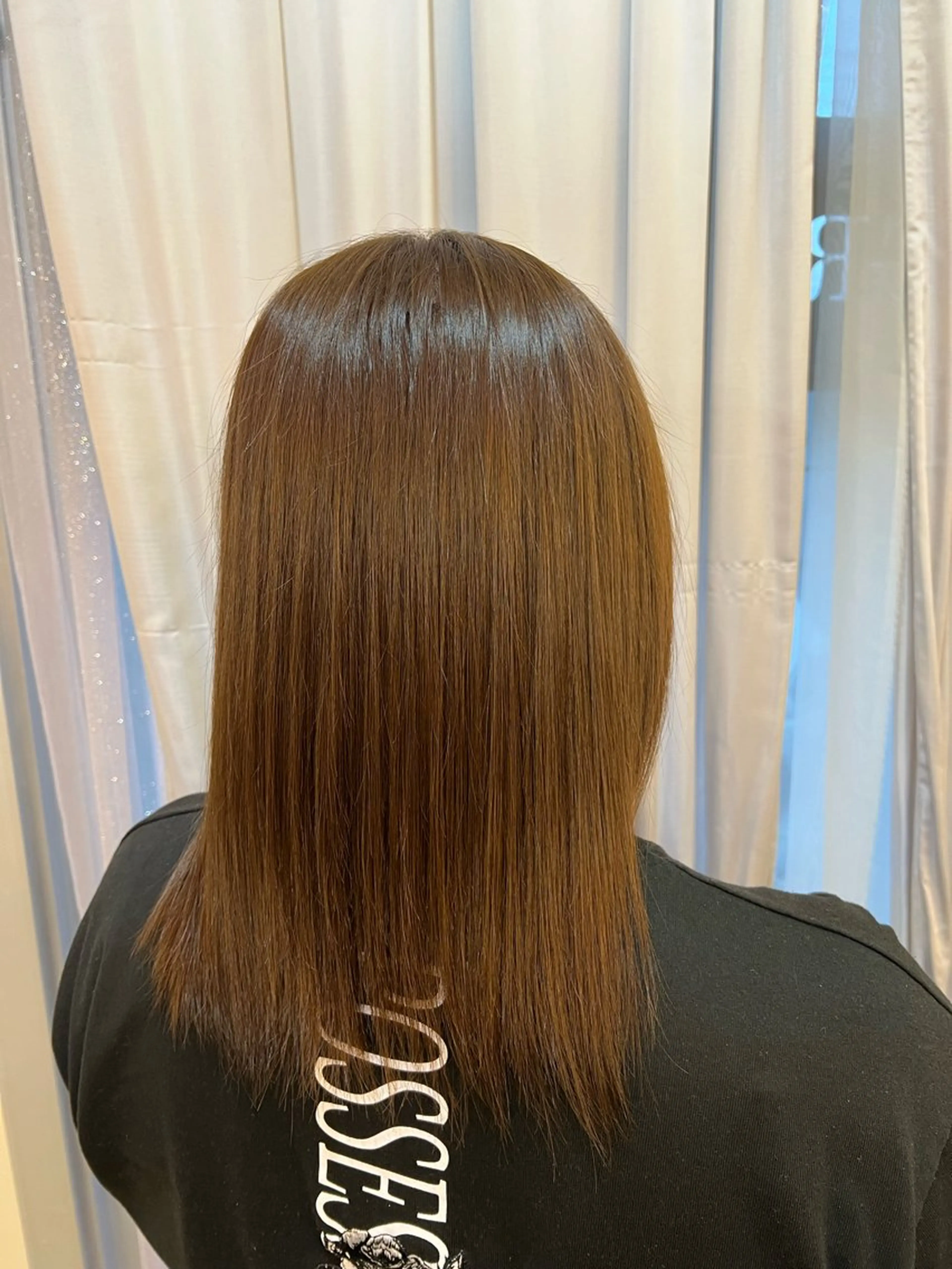 カラー ブリーチ ハイトーンカラー ブリーチなしカラー hairグラチア所属・新城 奈央のヘアスタイル