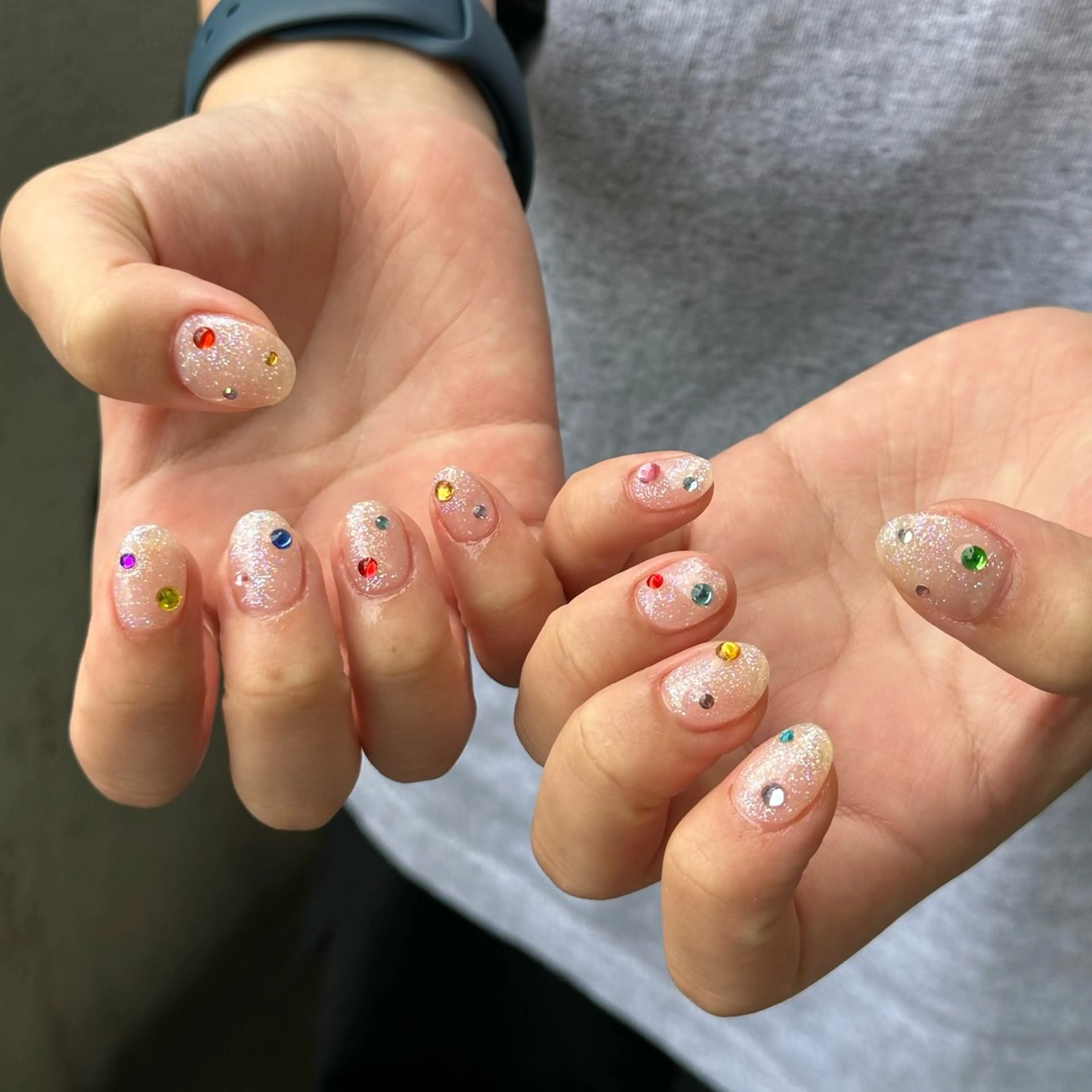 ネイル ストーンネイル ハンドネイル Nailist Amiのネイルデザイン