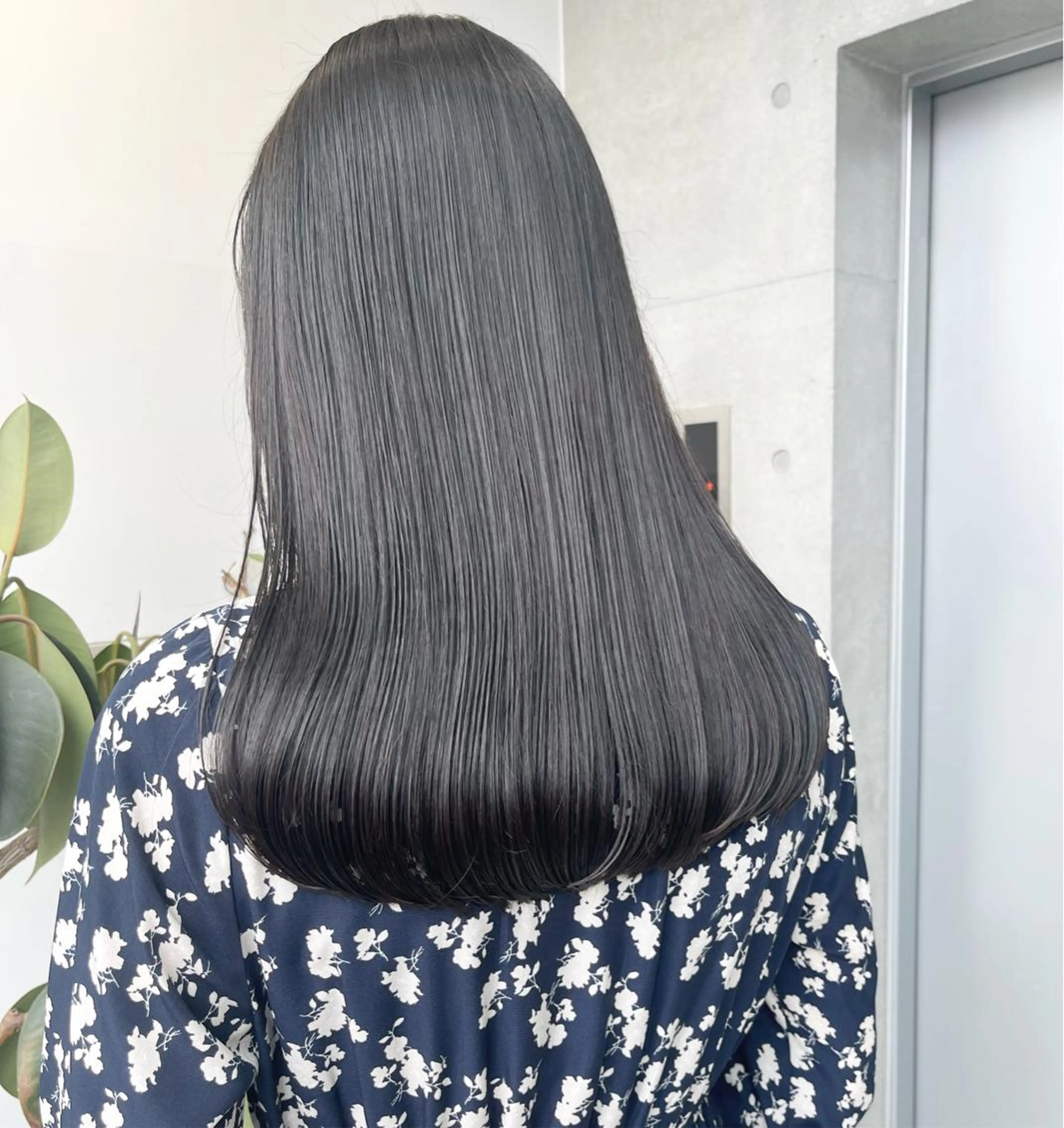 セミロング パーマ ヘアアレンジ 透明感/オリーブ/ グレージュ/YUKAのヘアスタイル