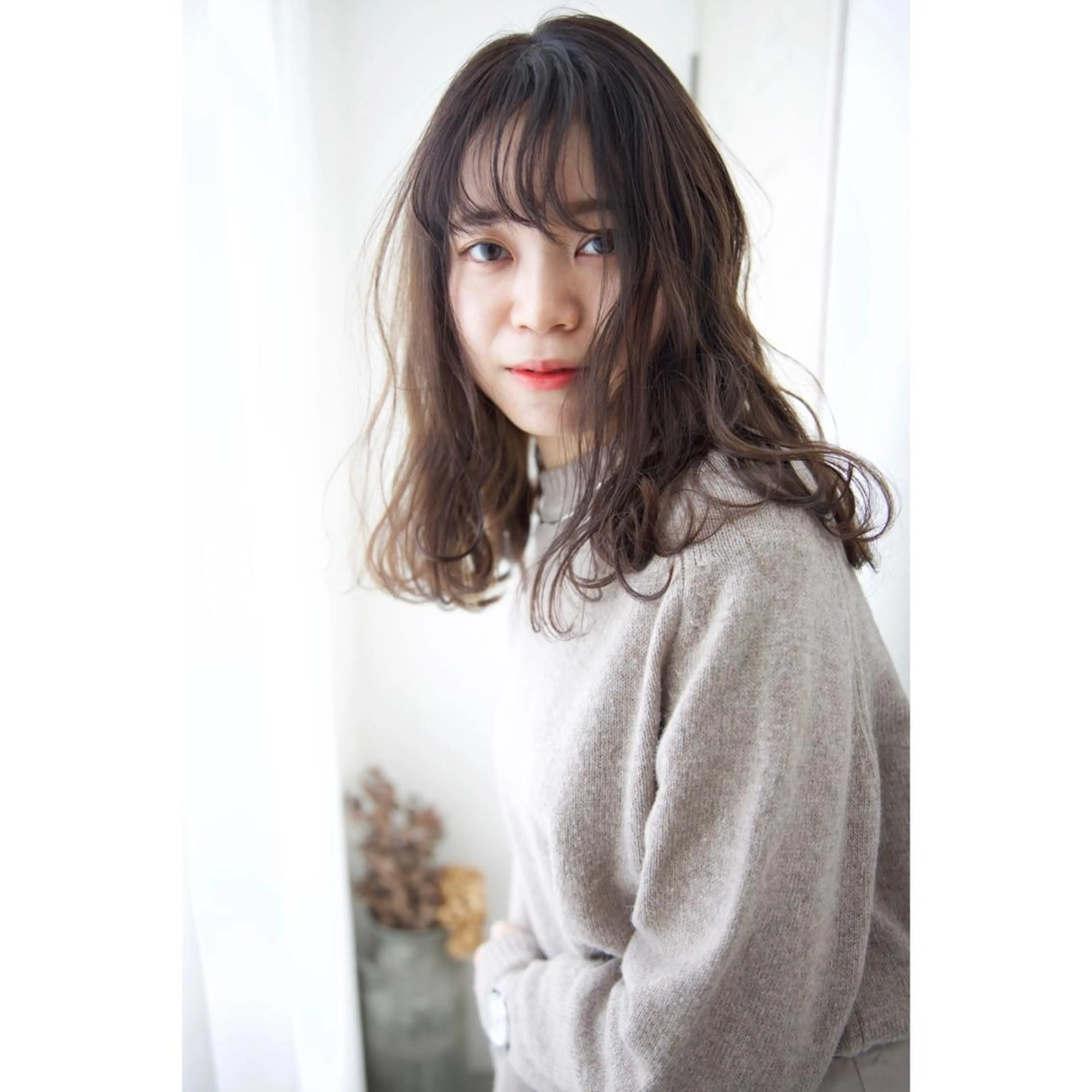 セミロング カラー カット ヘアカラー fio マナミのヘアスタイル