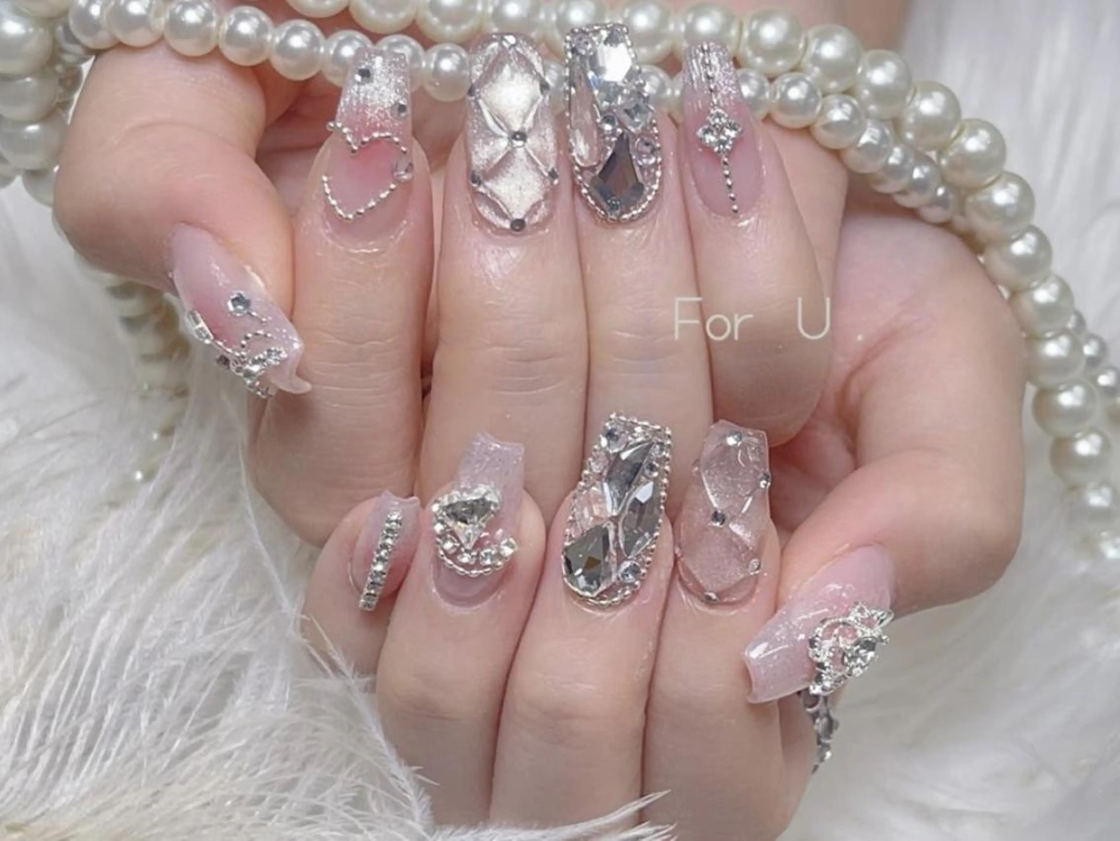 メンズ ネイル アートネイル フレンチネイル ジェルネイル キラキラネイル パラジェル Bloom kabukiのネイルデザイン