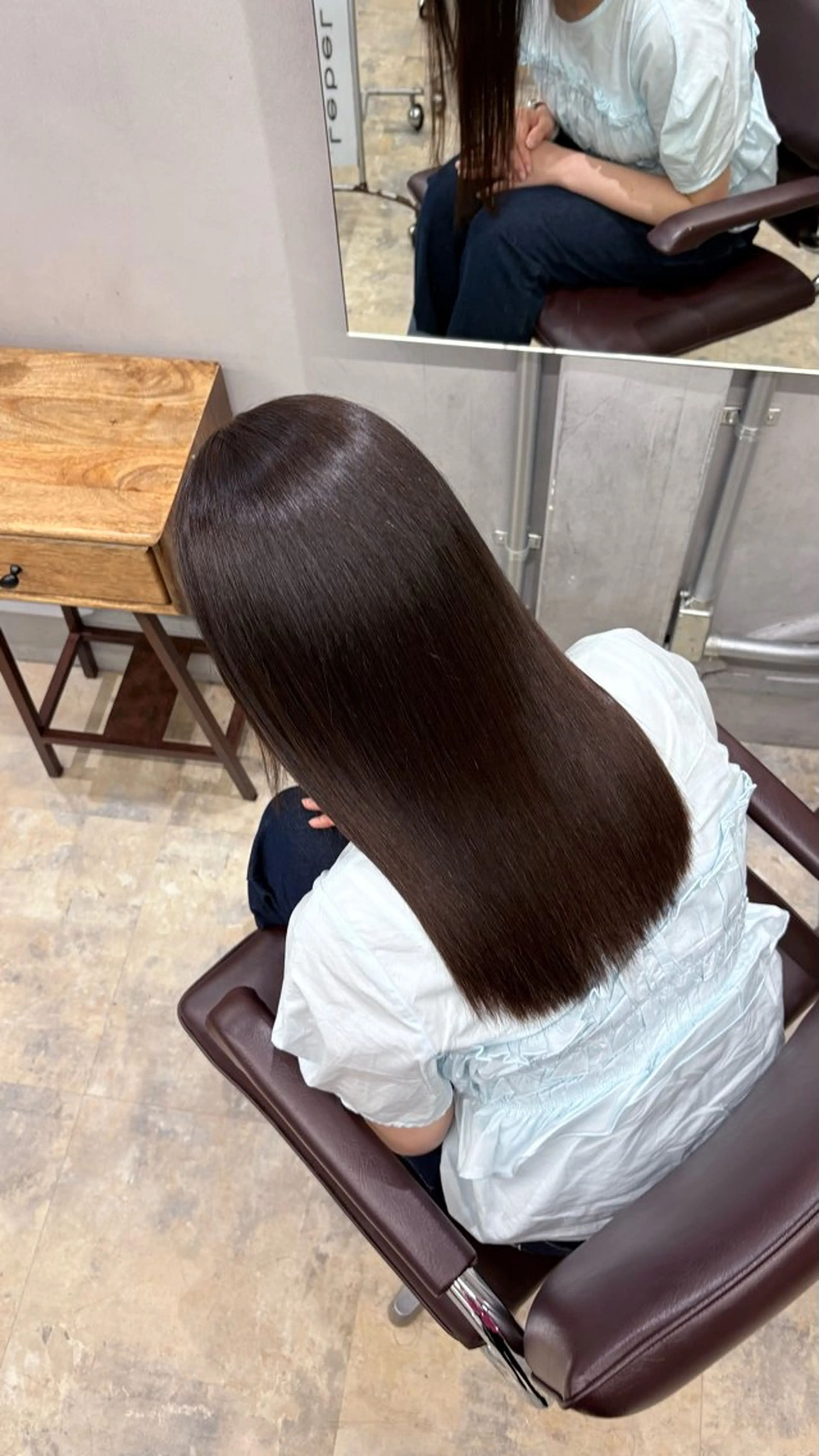 セミロング 寺下 璃桜のヘアスタイル