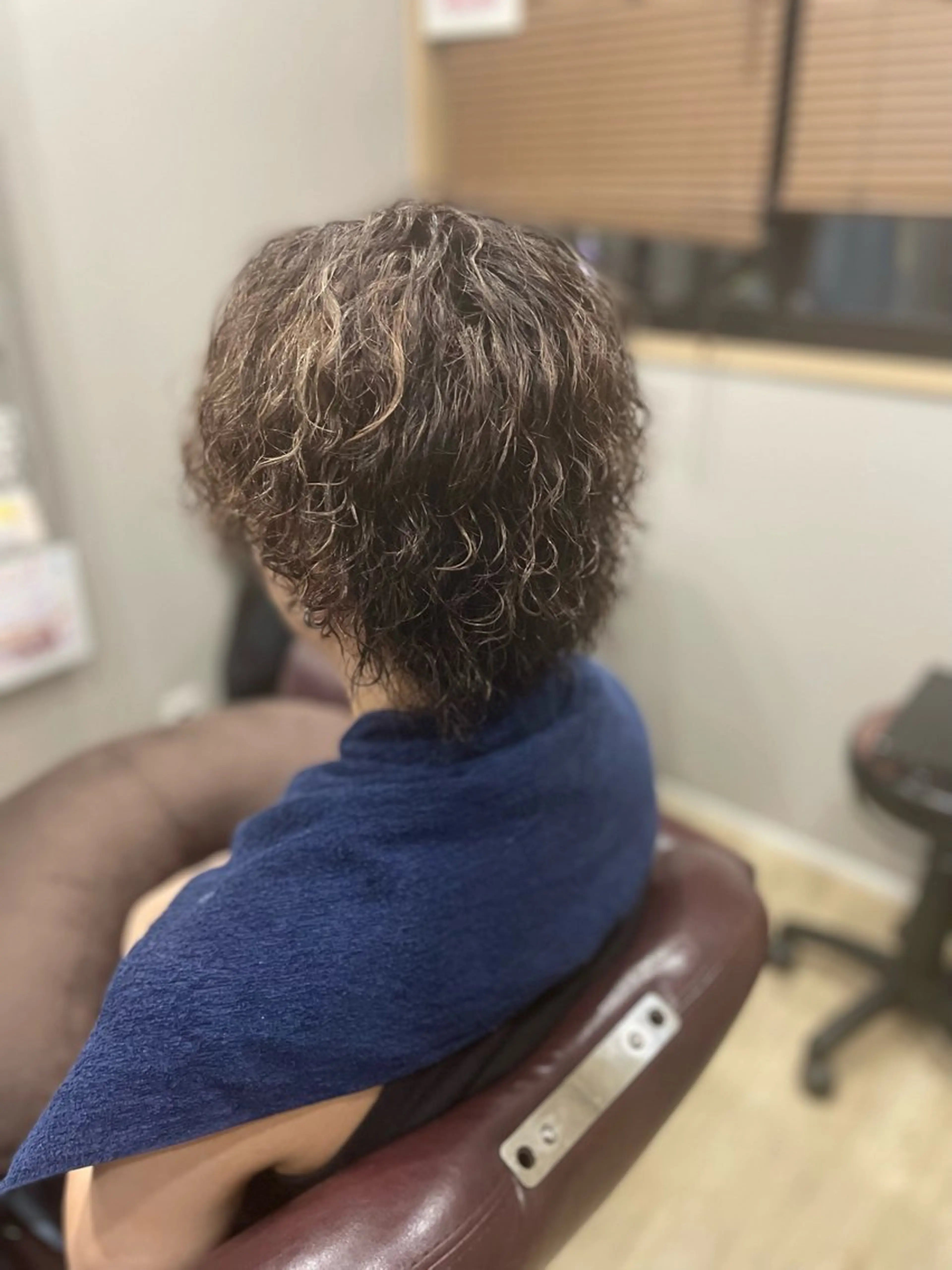 カラー パーマ メンズ メンズウルフカット ウルフカット Hair room Leaのヘアスタイル