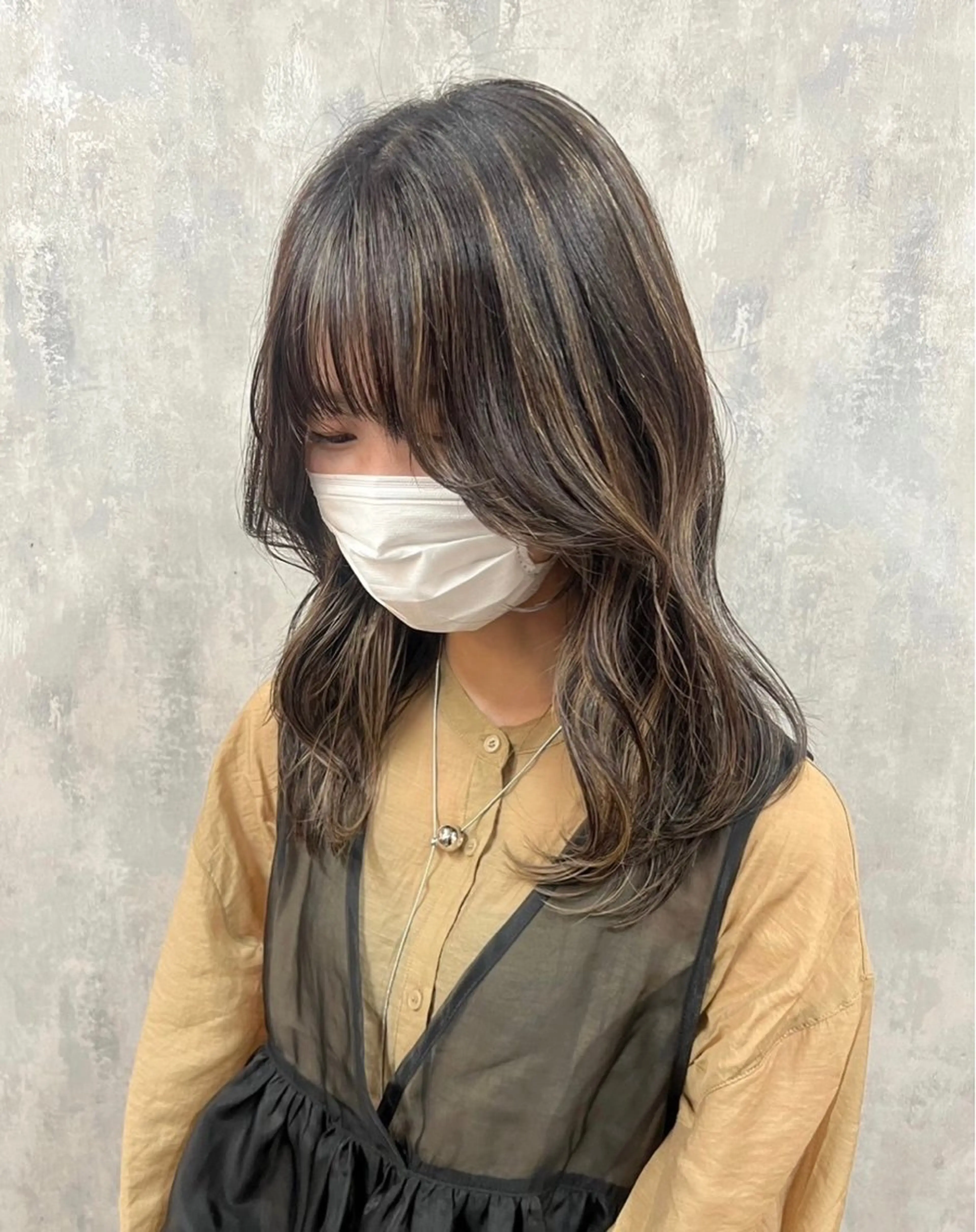 セミロング 韓国系/ダブルカラー /トグチリンカのヘアスタイル