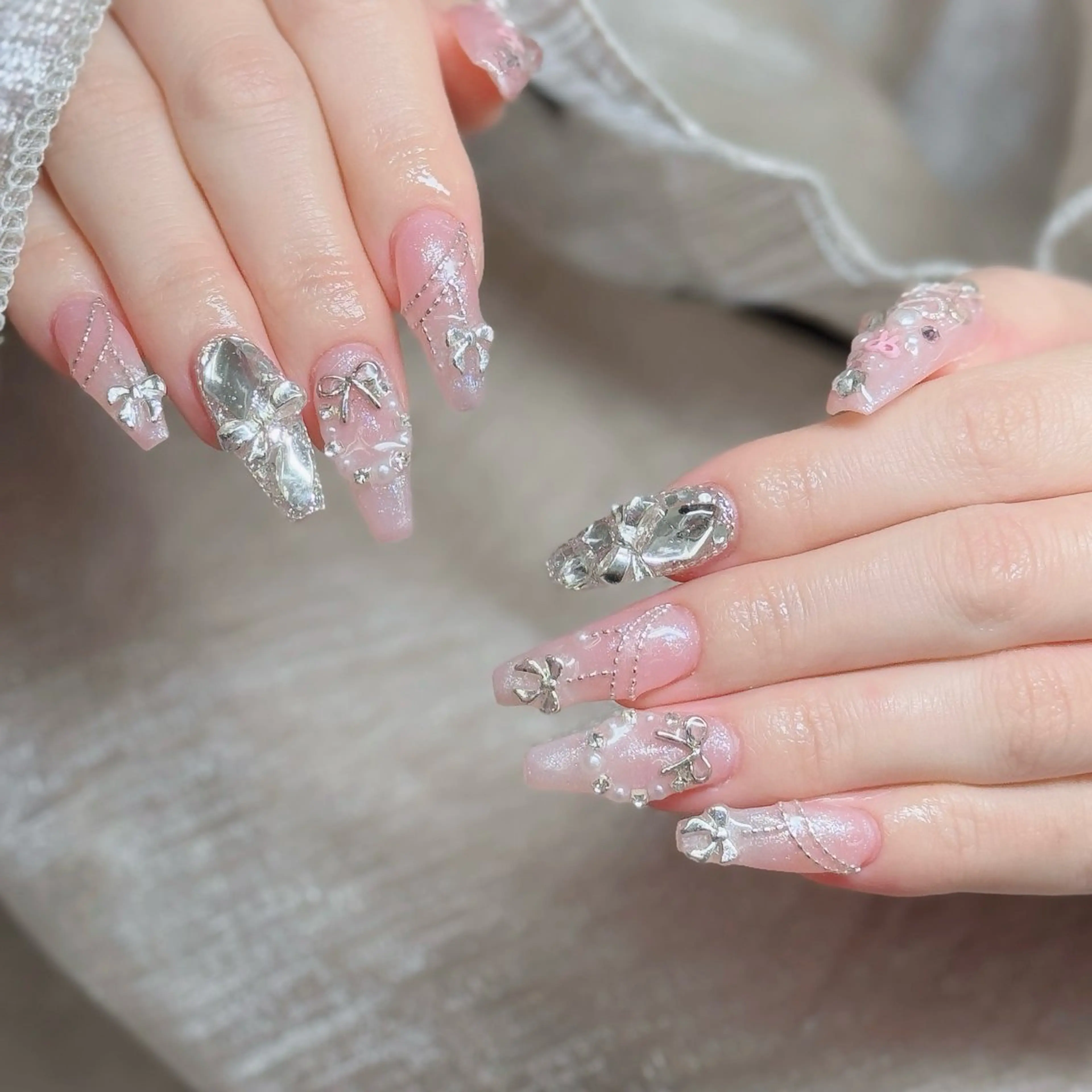 ネイル ロングネイル マグネットネイル リボン 夏ネイル スーパーロングネイル ハンドネイル Hani Nail XUKAのネイルデザイン