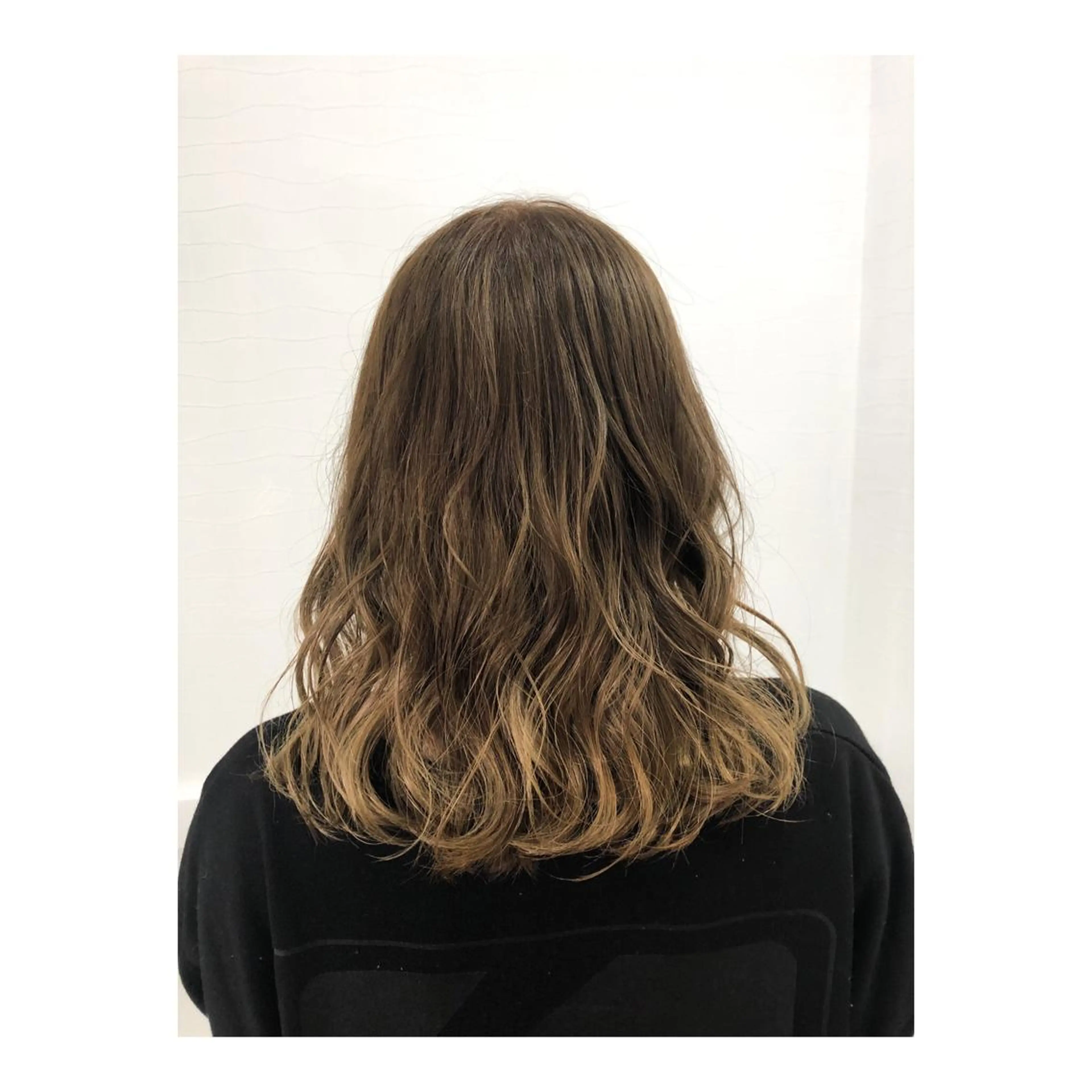 セミロング カラー YUIMARL なつきのヘアスタイル