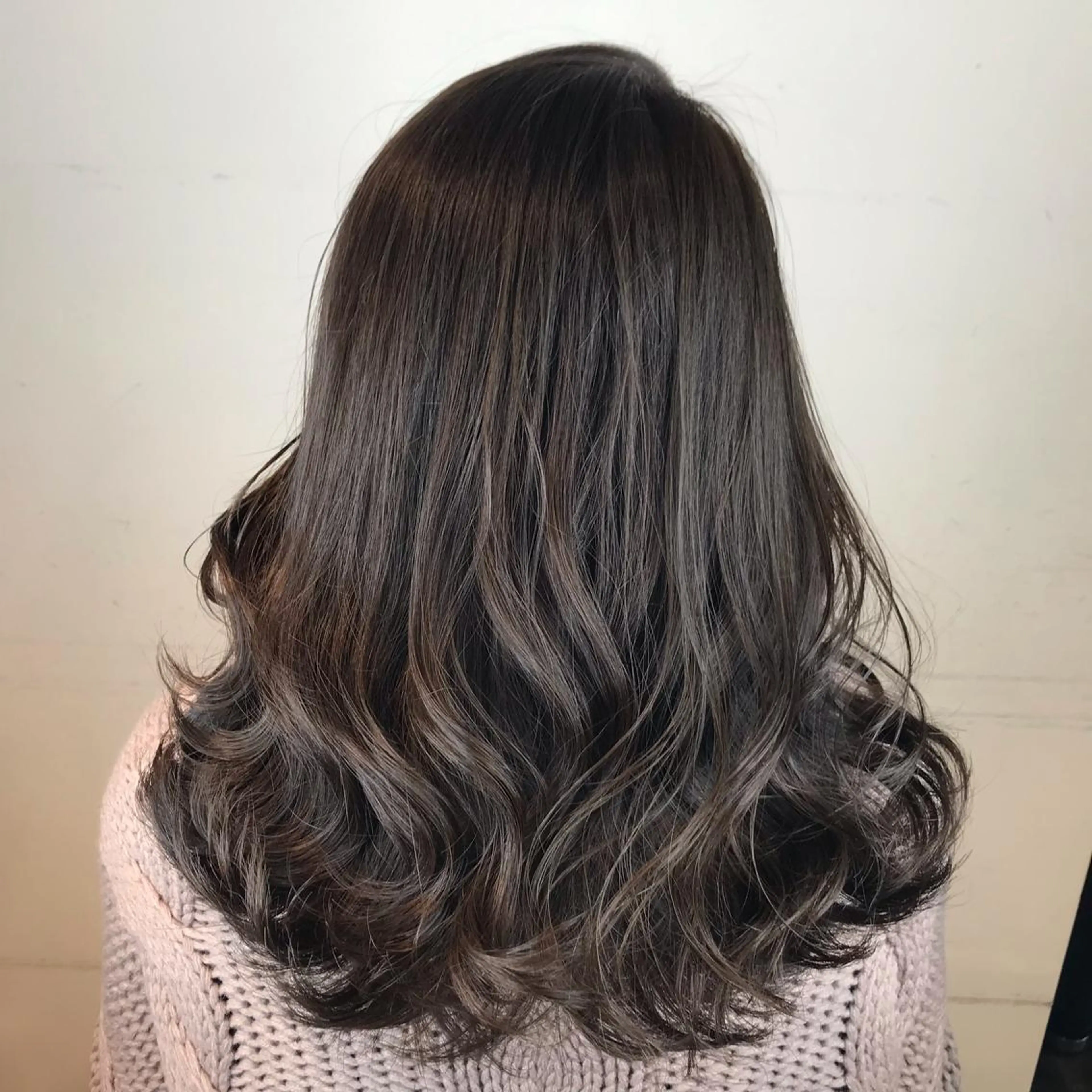 セミロング カラー ヘアアレンジ knock【ノック】所属・烏丸韓国ヘア🇰🇷 ayaka🎀のヘアスタイル