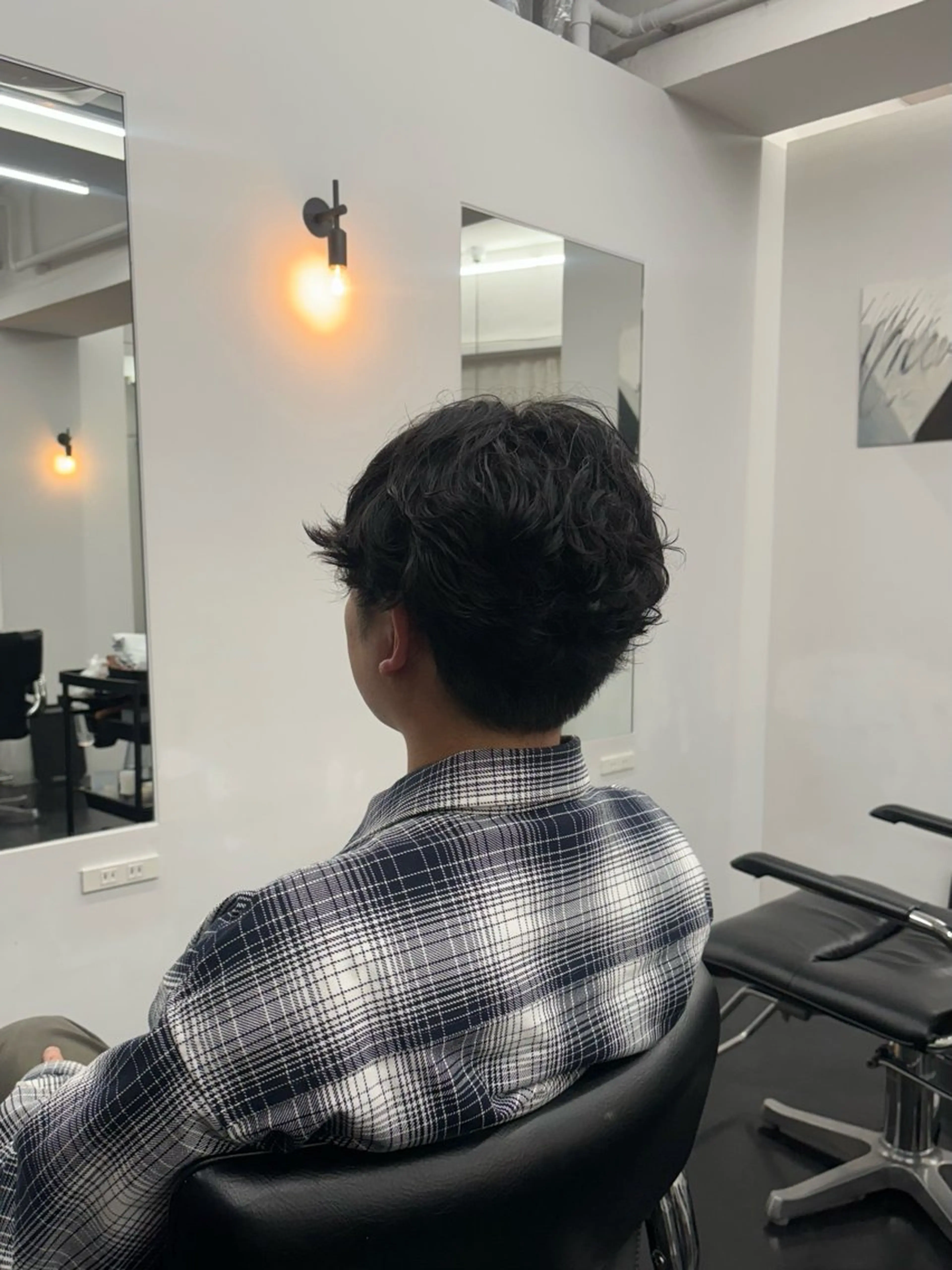 ミディアム パーマ メンズ ミディアムパーマ アップバング メンズパーマ カット パーマ ヤマザキ アヤメ 【シベルバレー横浜】のヘアスタイル