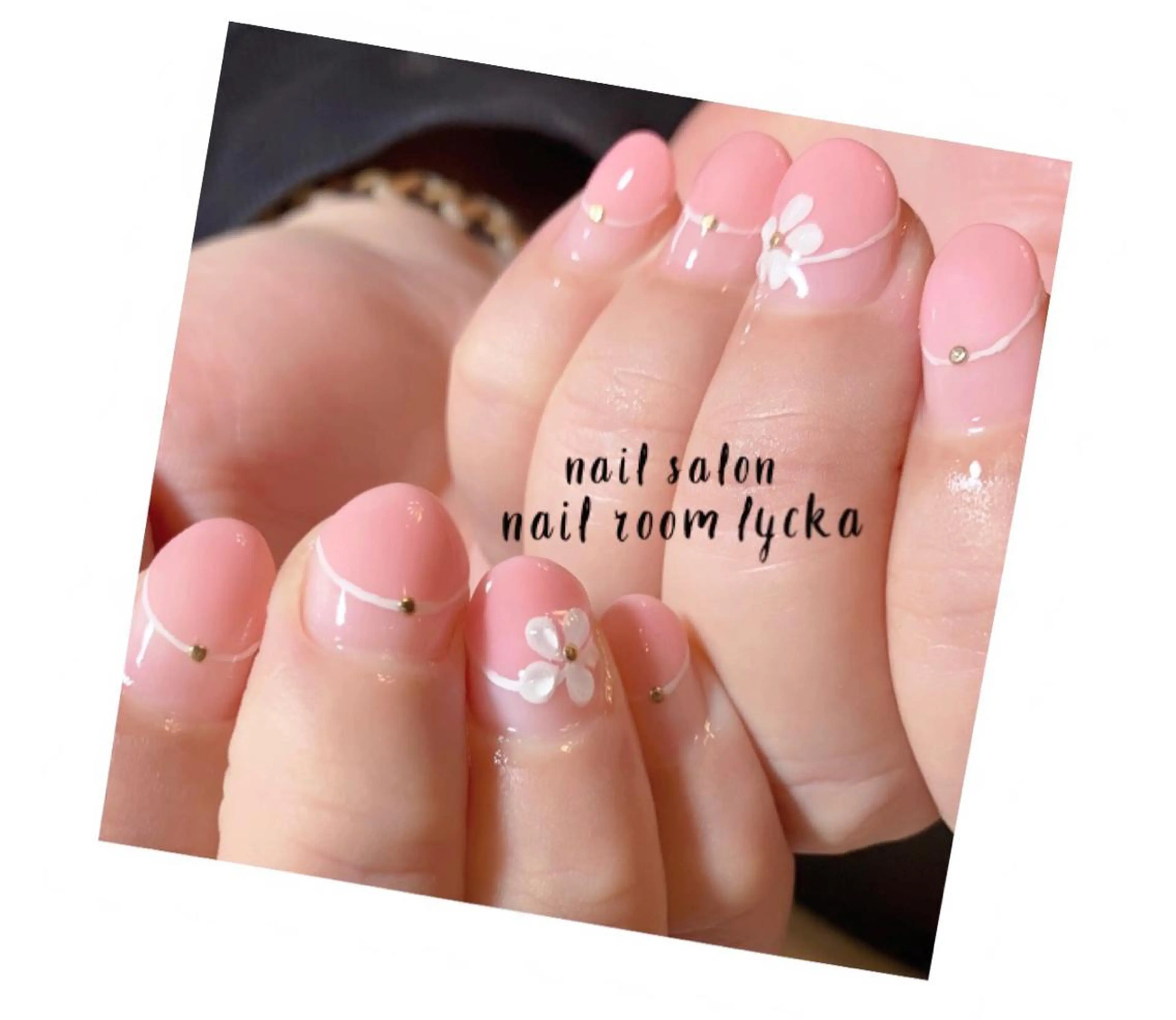 ネイル ﾈｲﾙﾙｰﾑﾘｯｶ 𝐦𝐚𝐲𝐮のネイルデザイン