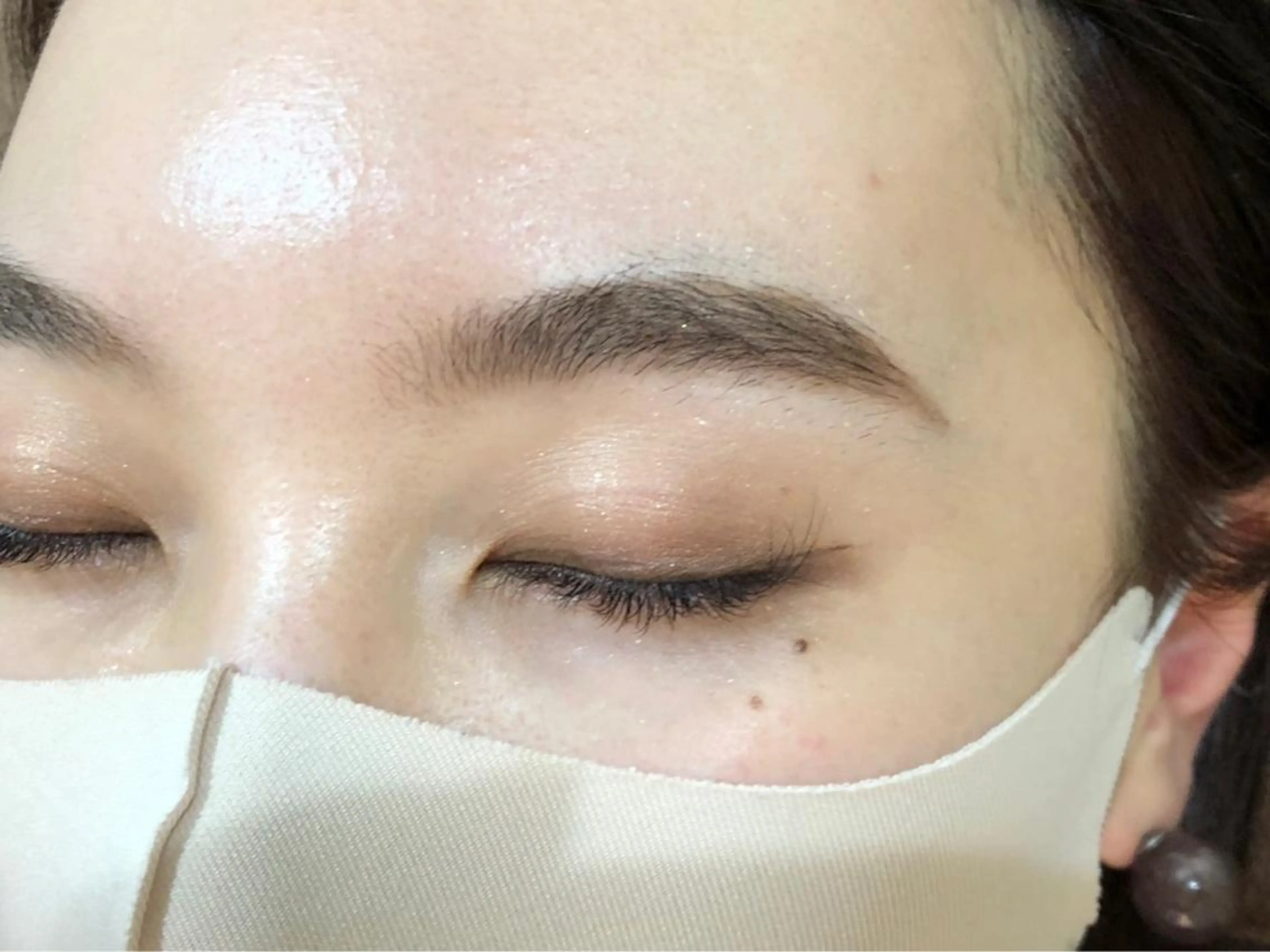 アイブロウスタイリング(メイク仕上げなし)の写真