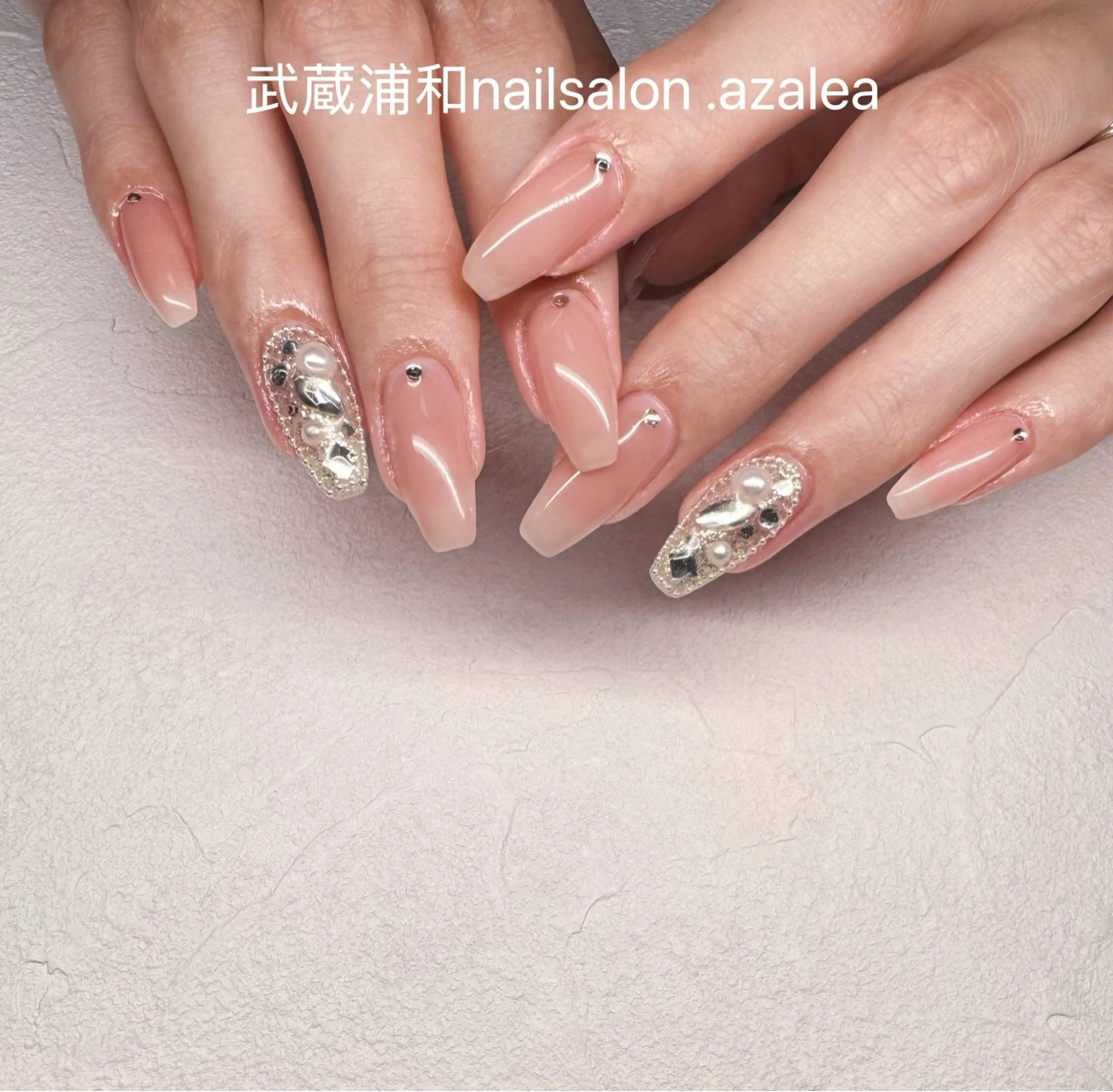 ネイル ハンドネイル R inのネイルデザイン