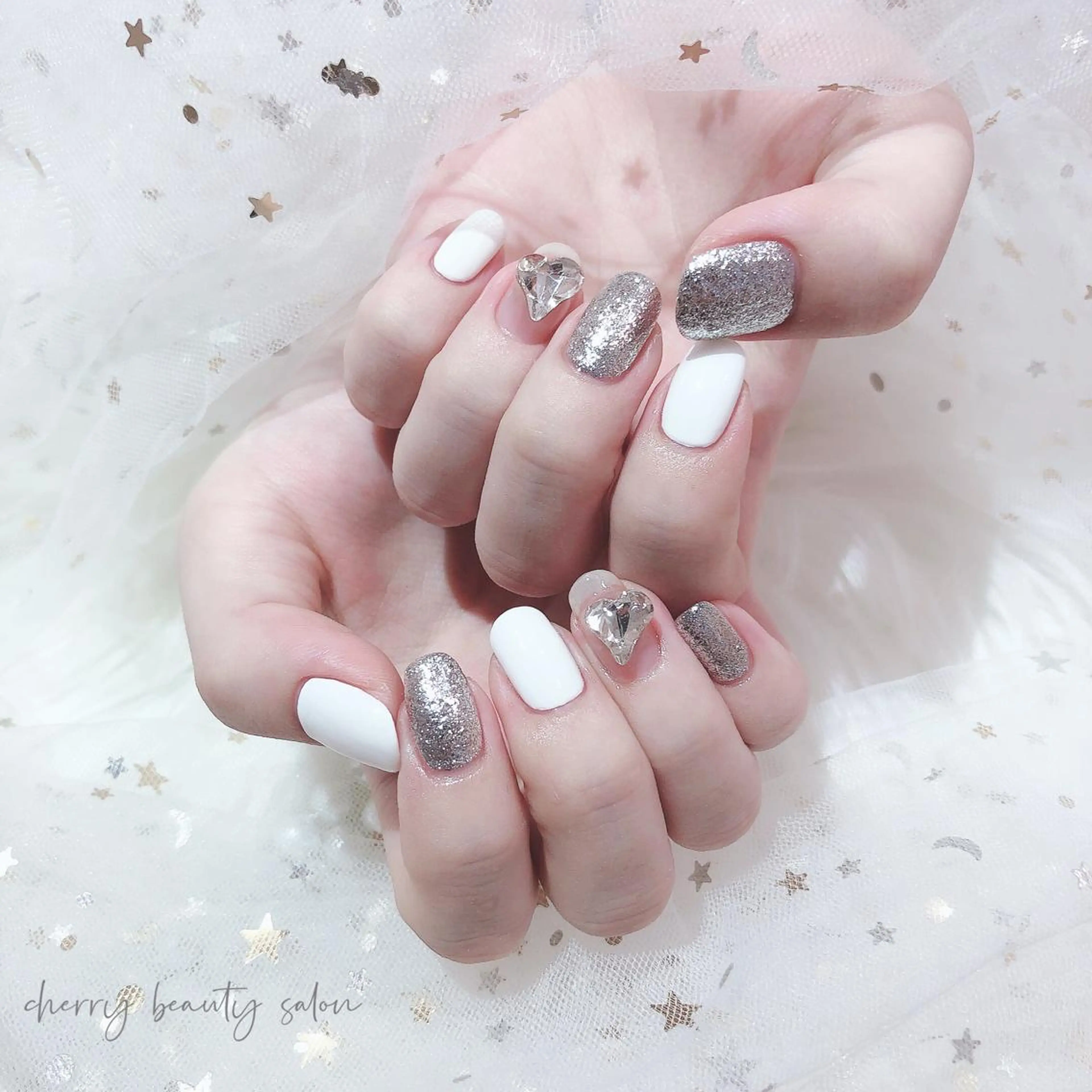 ネイル SAKURA 🍒のネイルデザイン