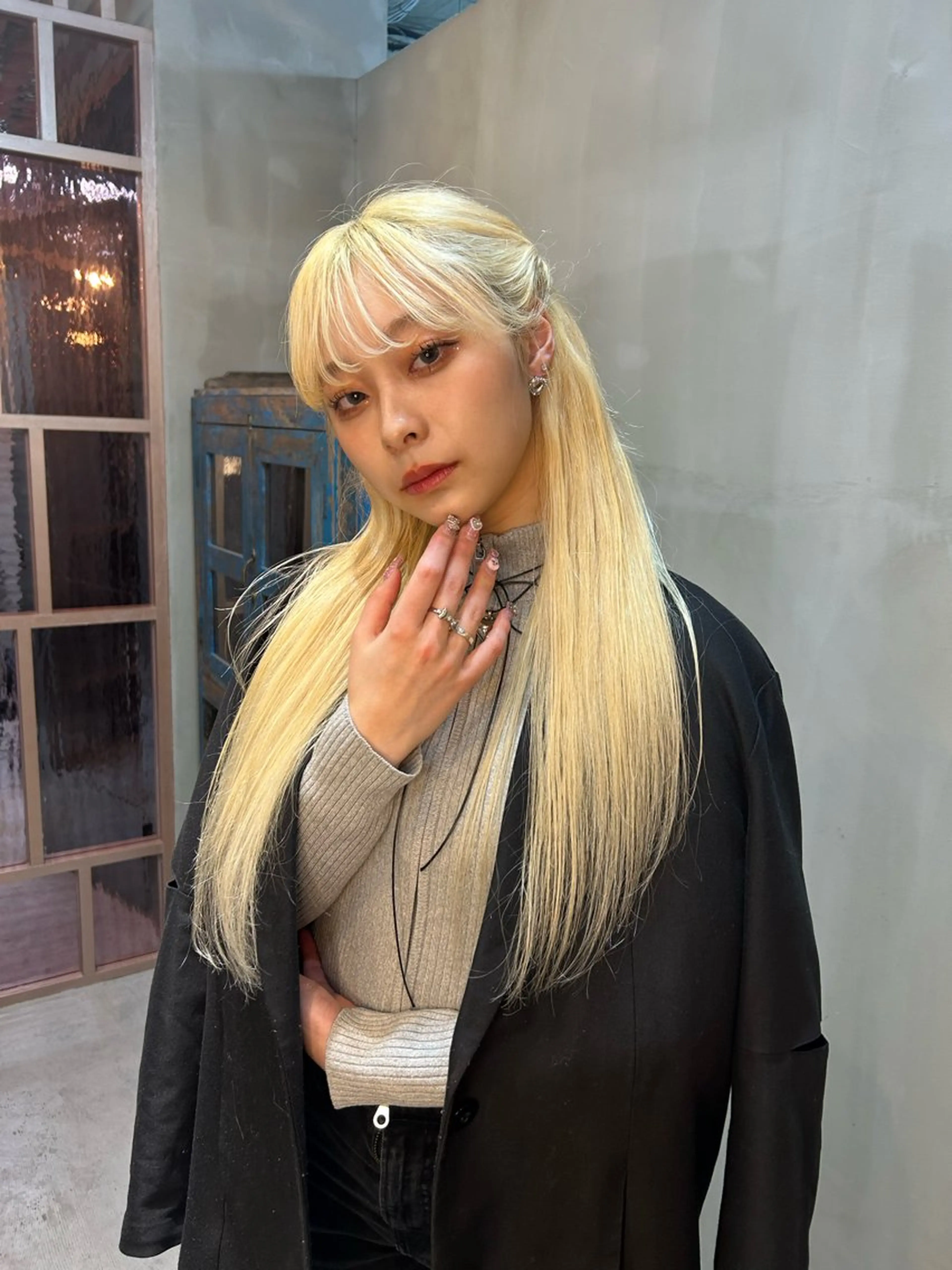 ロング カット ヘアカラー トリートメント L STUDIO所属・ハイトーン/ブリーチ 🧁soraのヘアスタイル