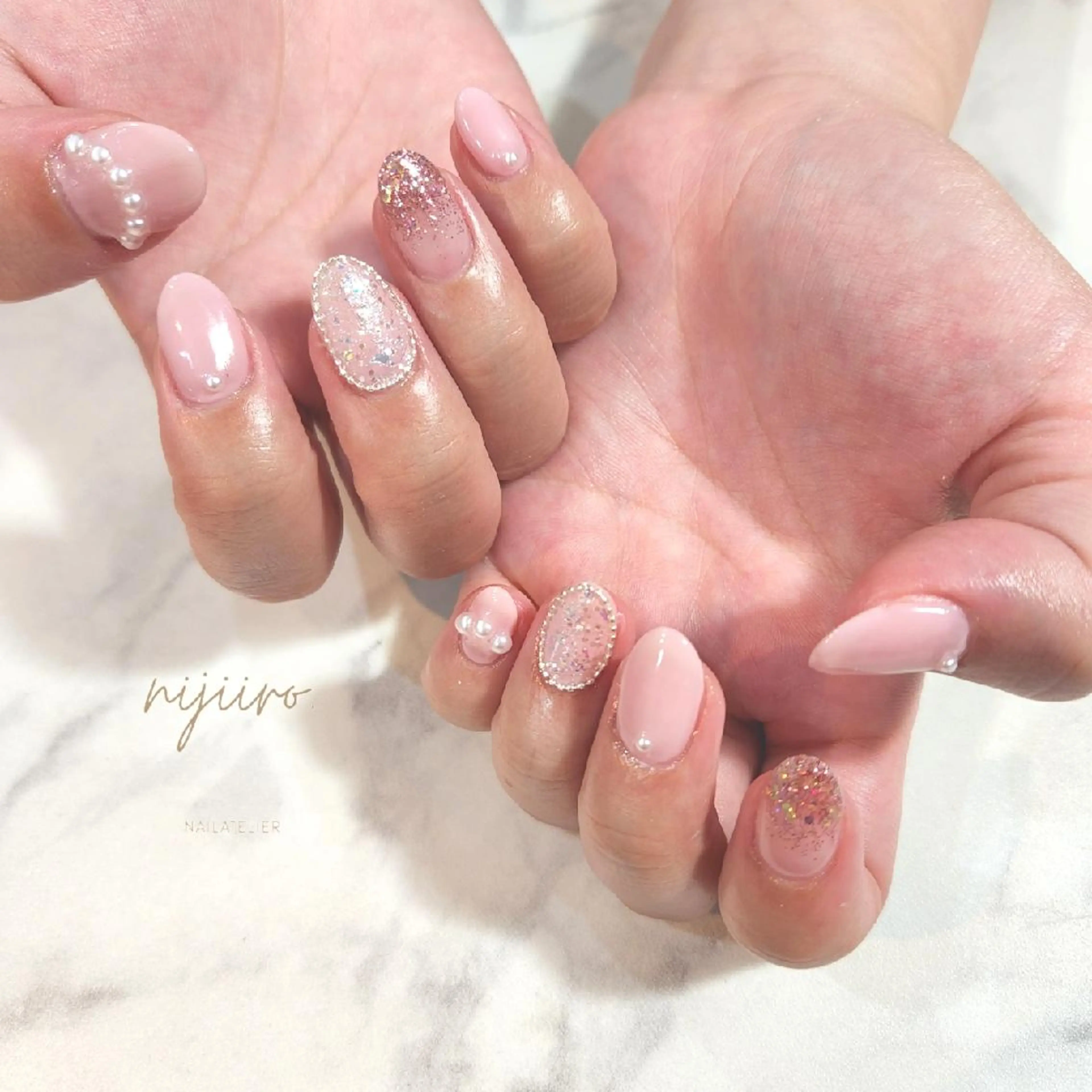ネイル ハンドネイル nailatelier nijiiro.所属・nijiiro🌈 サトウのネイルデザイン