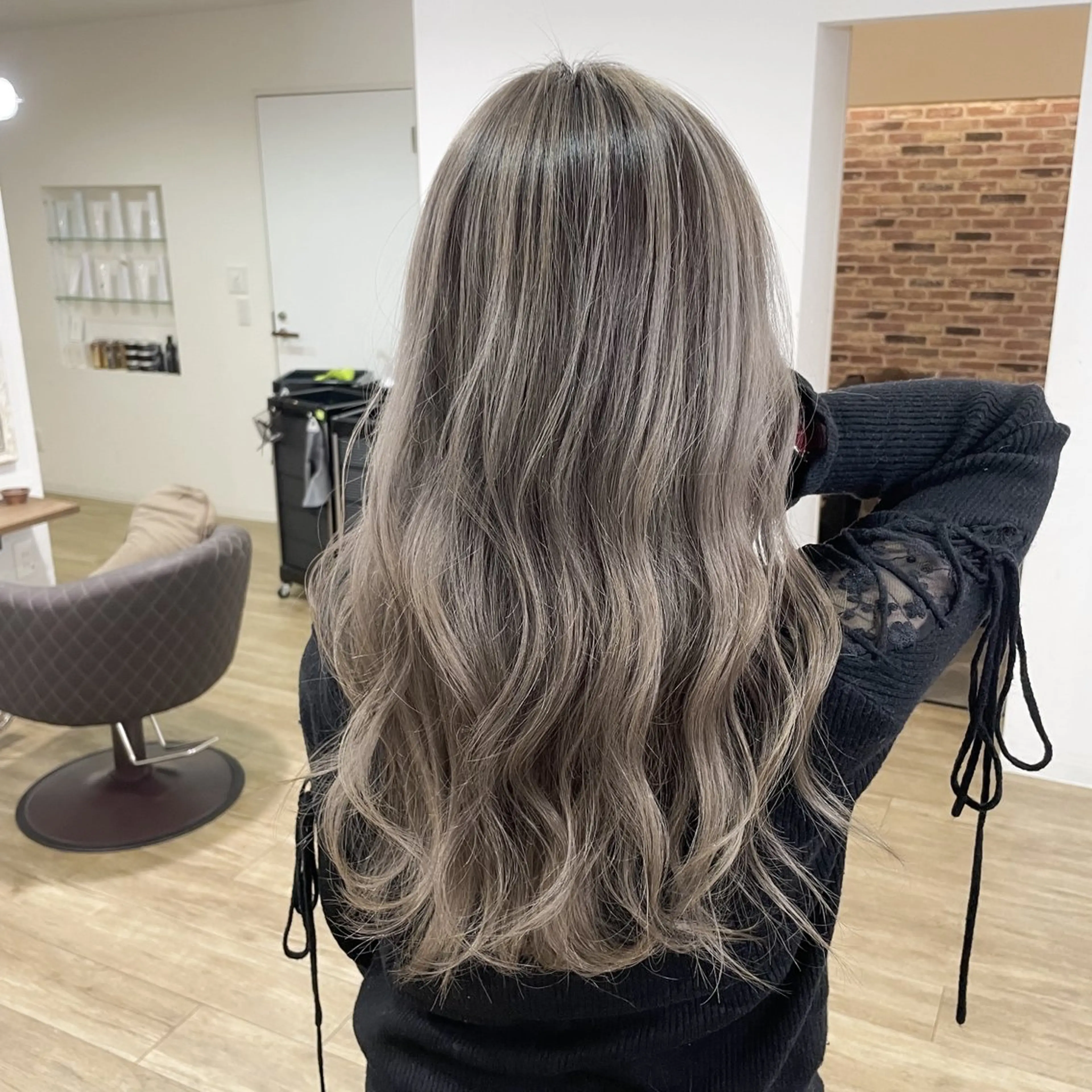 セミロング ハイライト 朝倉 海斗のヘアスタイル