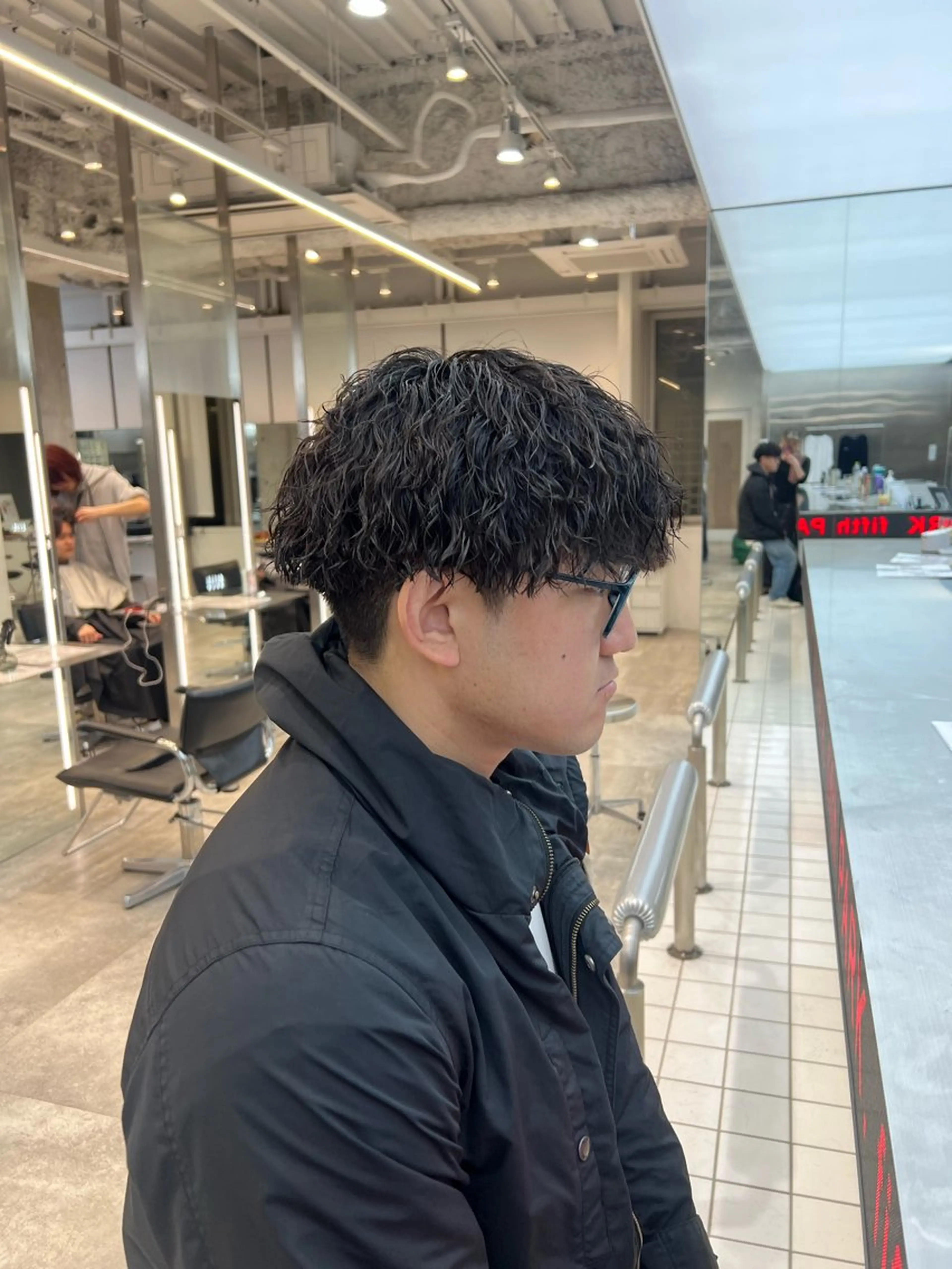 パーマ メンズ fifth PARK所属・fifth PARK HIN★T★のヘアスタイル