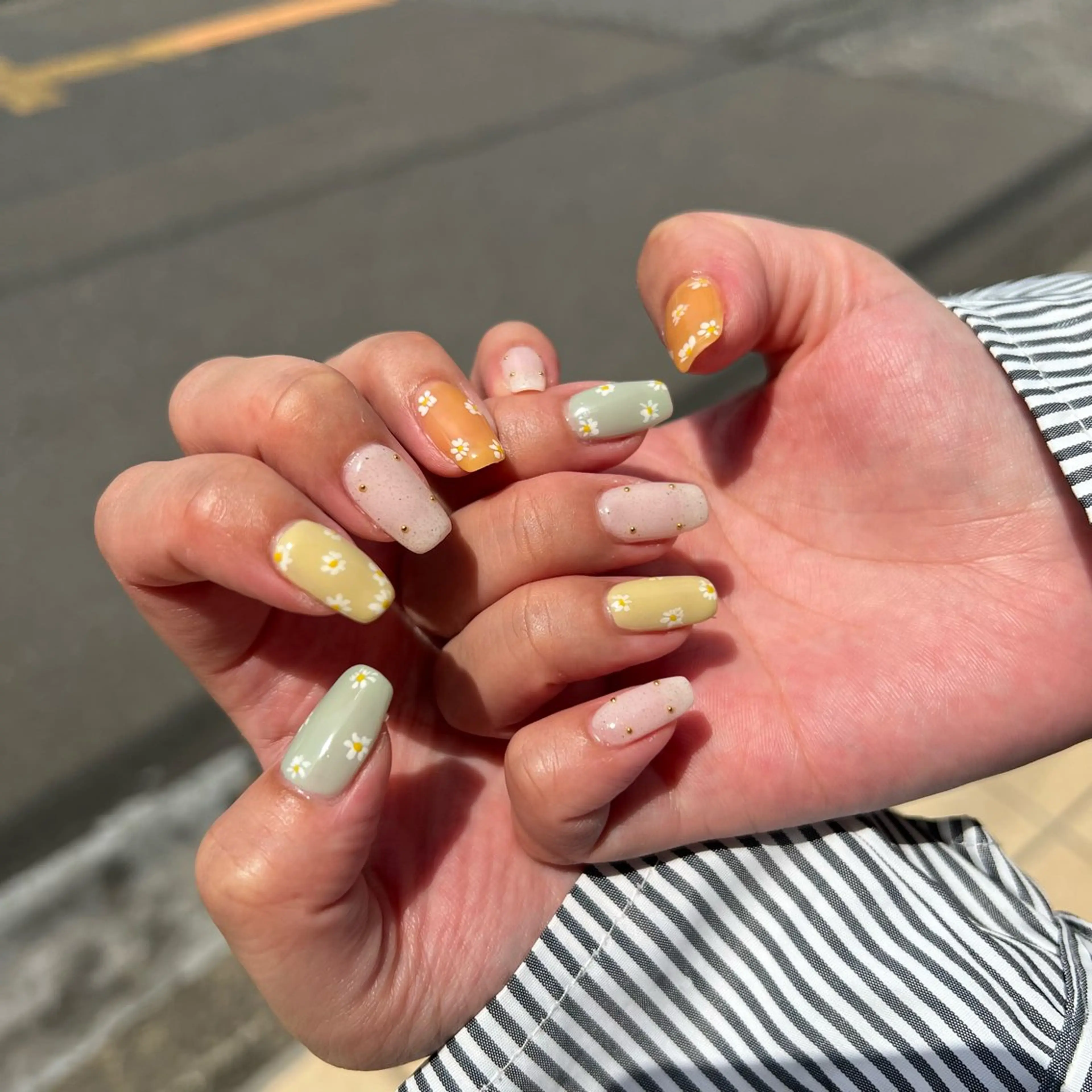 ネイル Aloha Luana 大宮本店所属・AlohaLuana 🌺jrネイリストのネイルデザイン