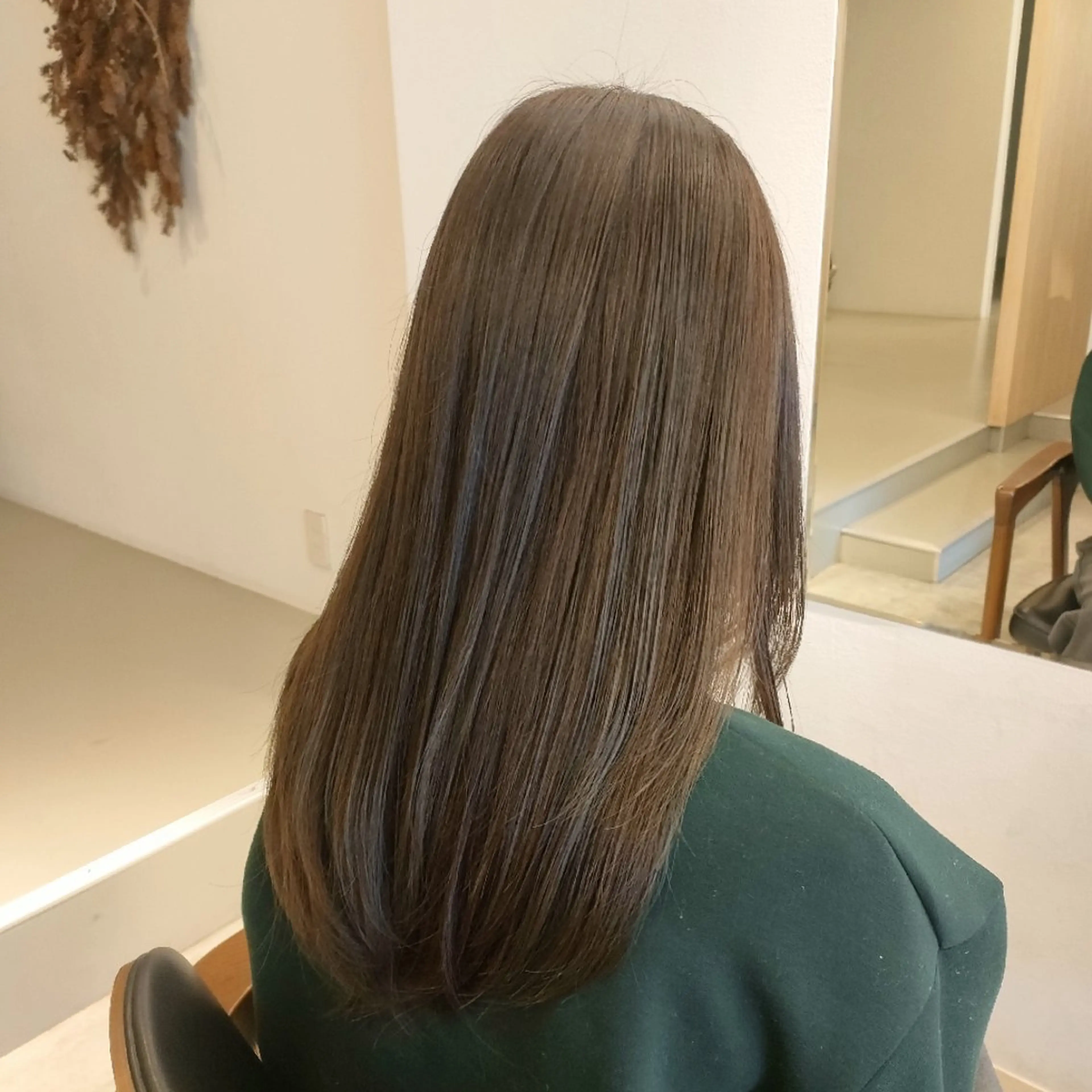 🧚‍♀️リピーター限定価格🧚‍♀️ カット＋艶髪ワンカラー ￥13200⇒￥6000の写真