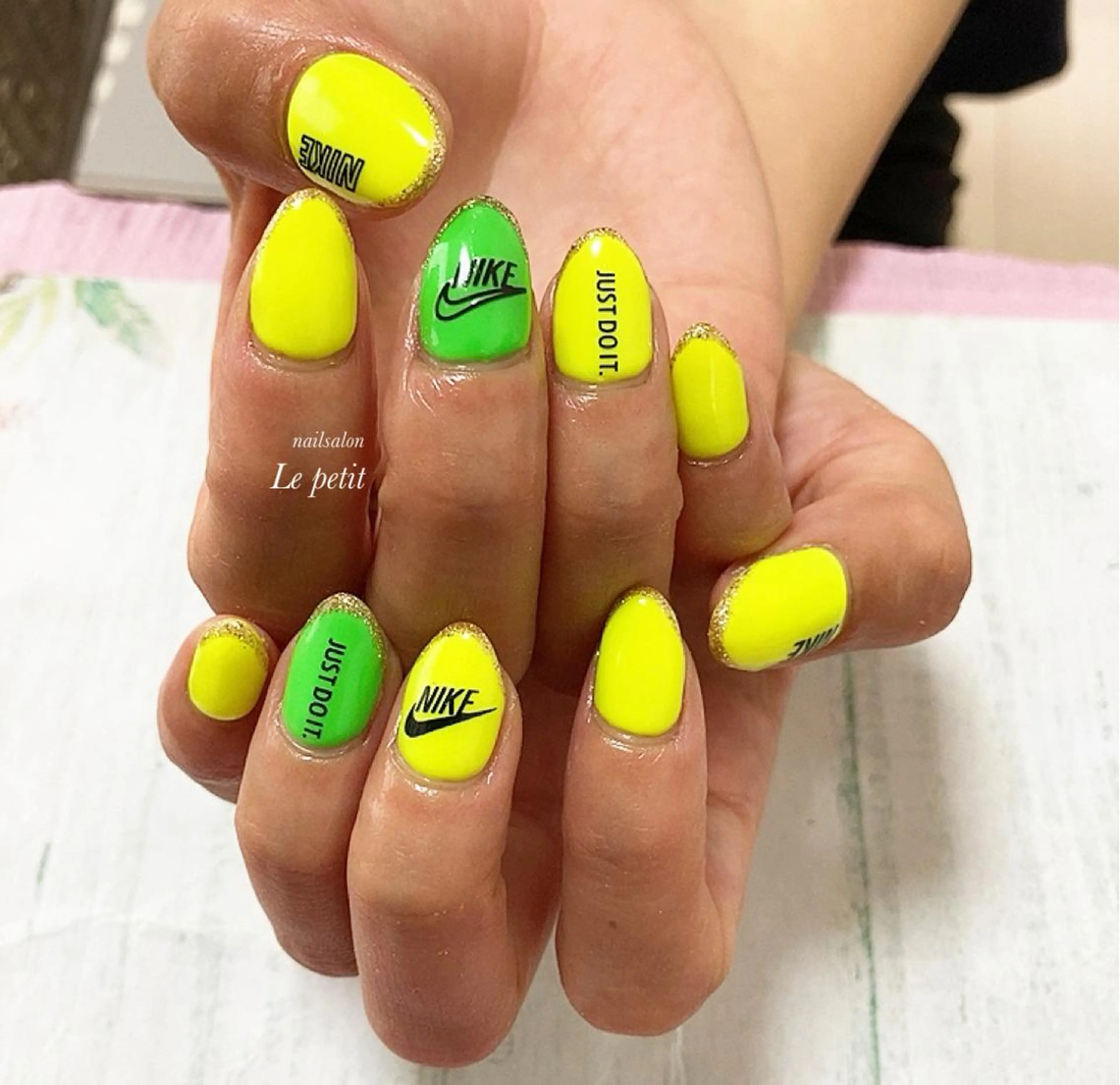 ネイル 石野 広佳のネイルデザイン