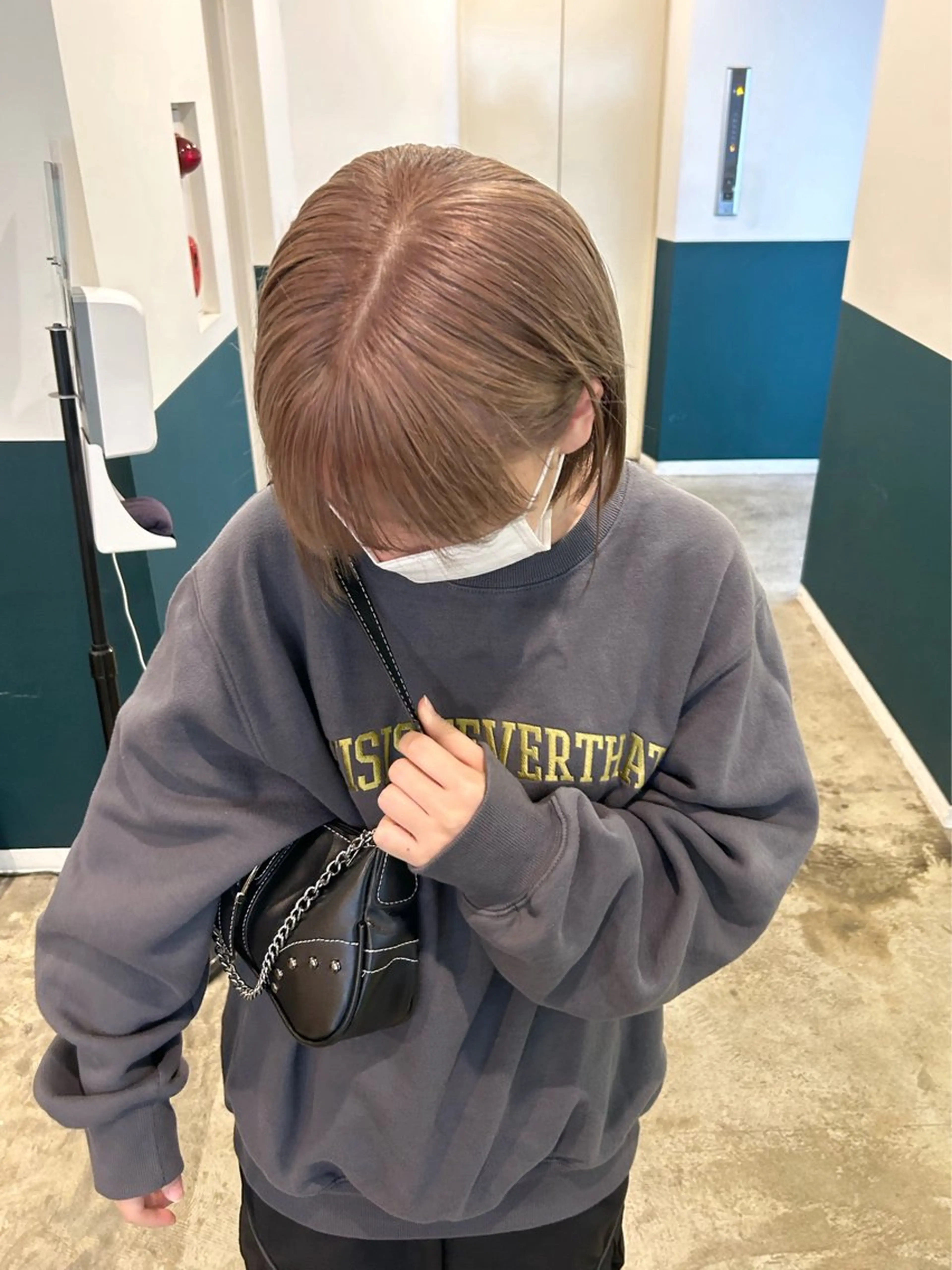 ショート カラー ベージュカラー ブリーチ ヘアカラー カラーリスト菅野 竜矢🌈のヘアスタイル