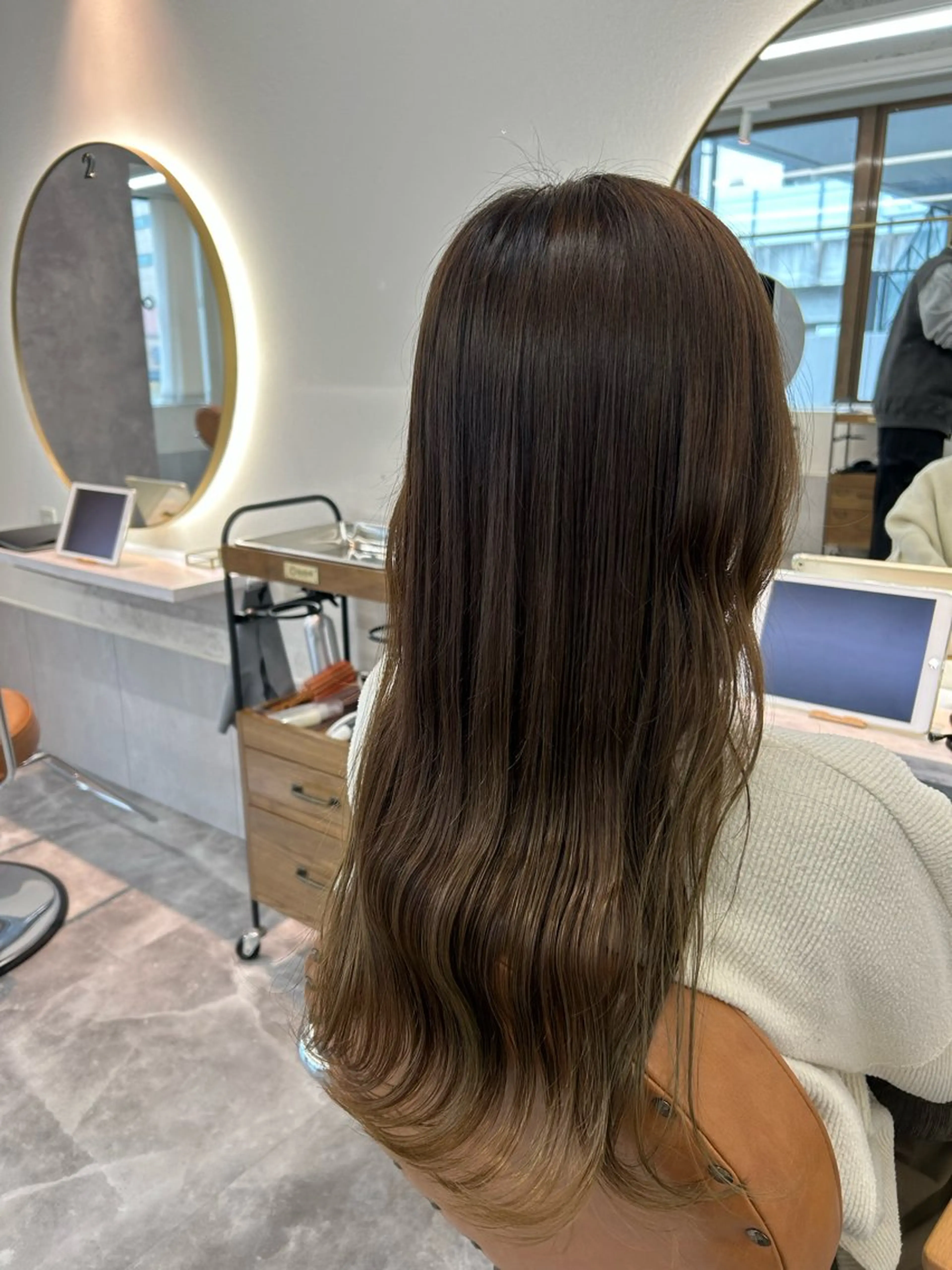 ロング カノエ香椎店 天野このみのヘアスタイル