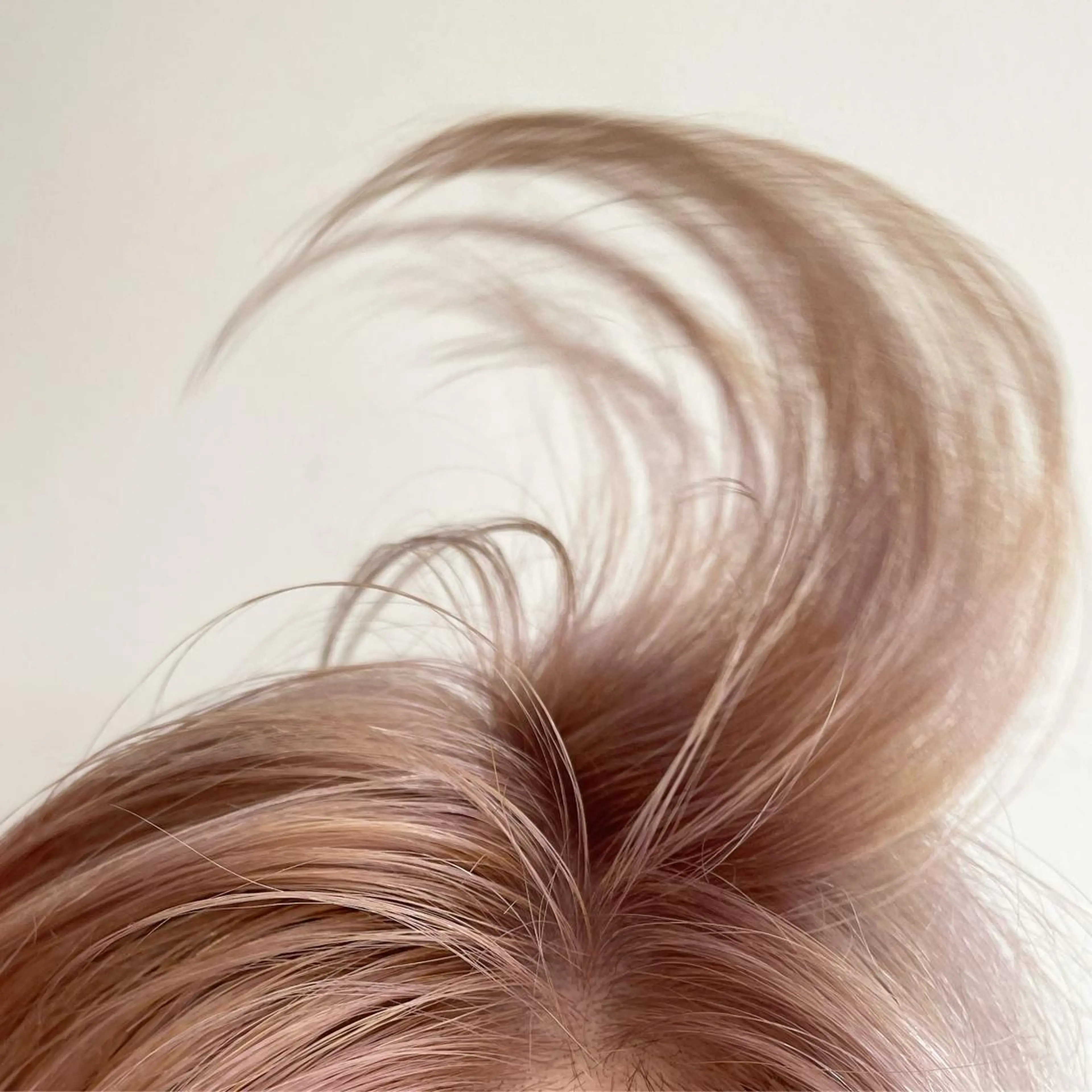 ショート カラー ベージュカラー ミルクティーベージュ ペールベージュ Haco+所属・デザインカラー★★★ Haco+shihoのヘアスタイル