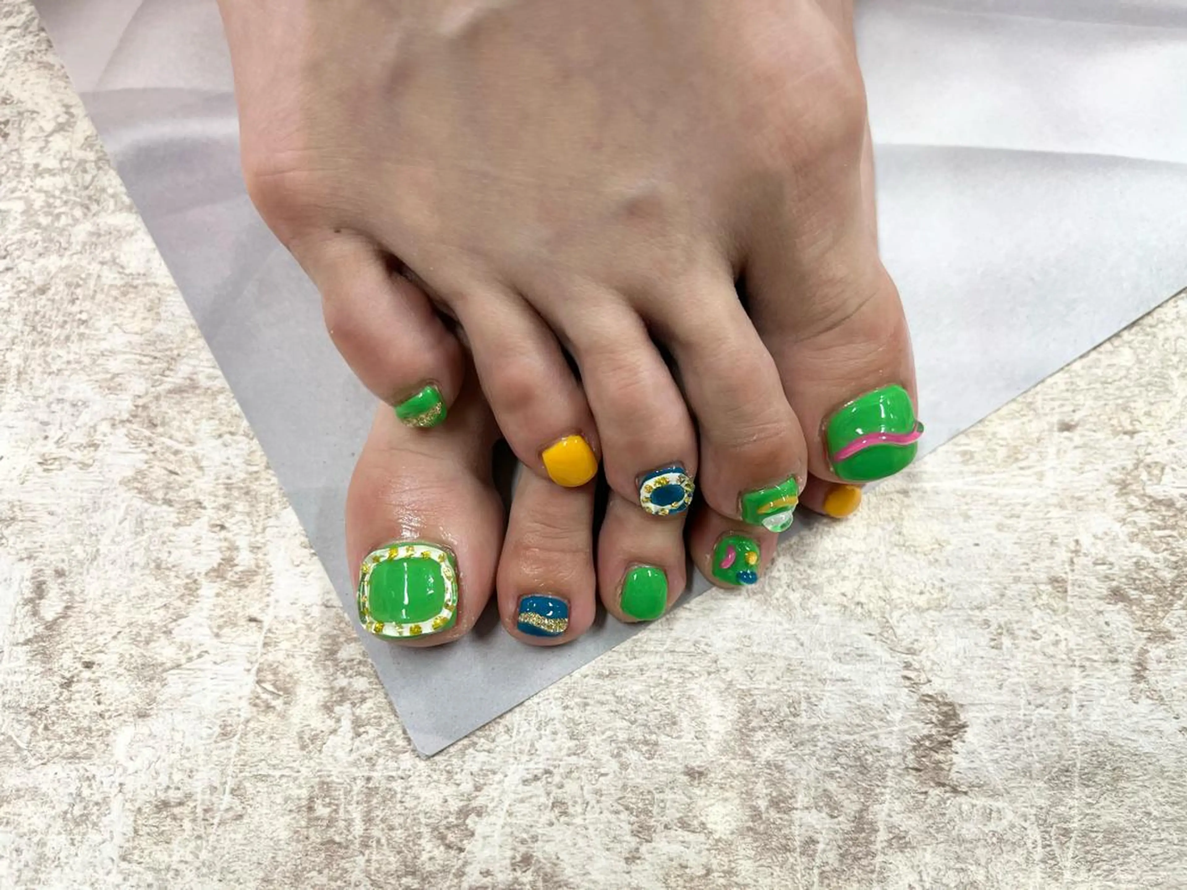 ネイル Basic町田本店 Suzunaのネイルデザイン