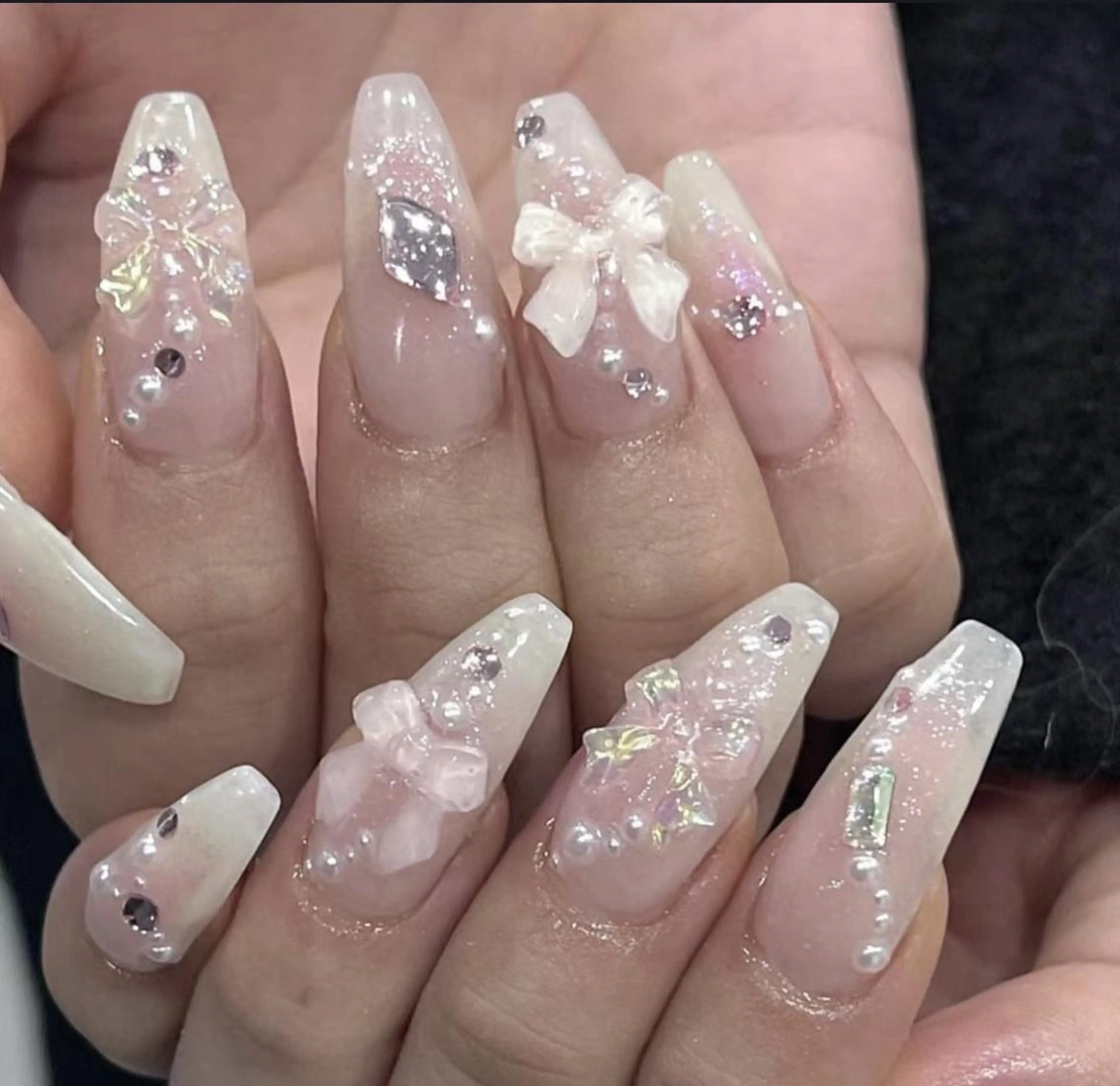 ネイル ハンドネイル 🎀 NaNa_nailのネイルデザイン