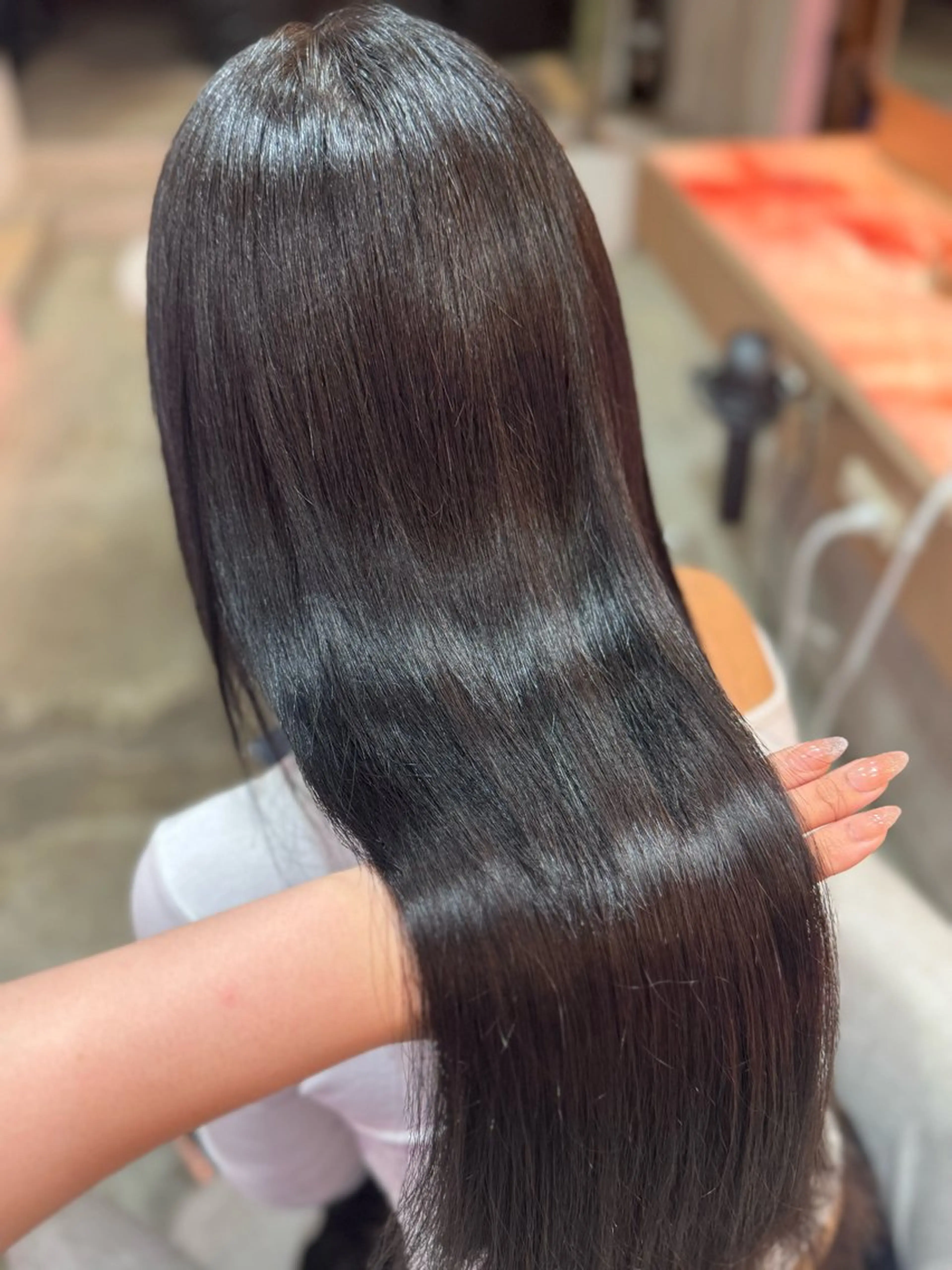 ロング HIROOKA EMIRIのヘアスタイル