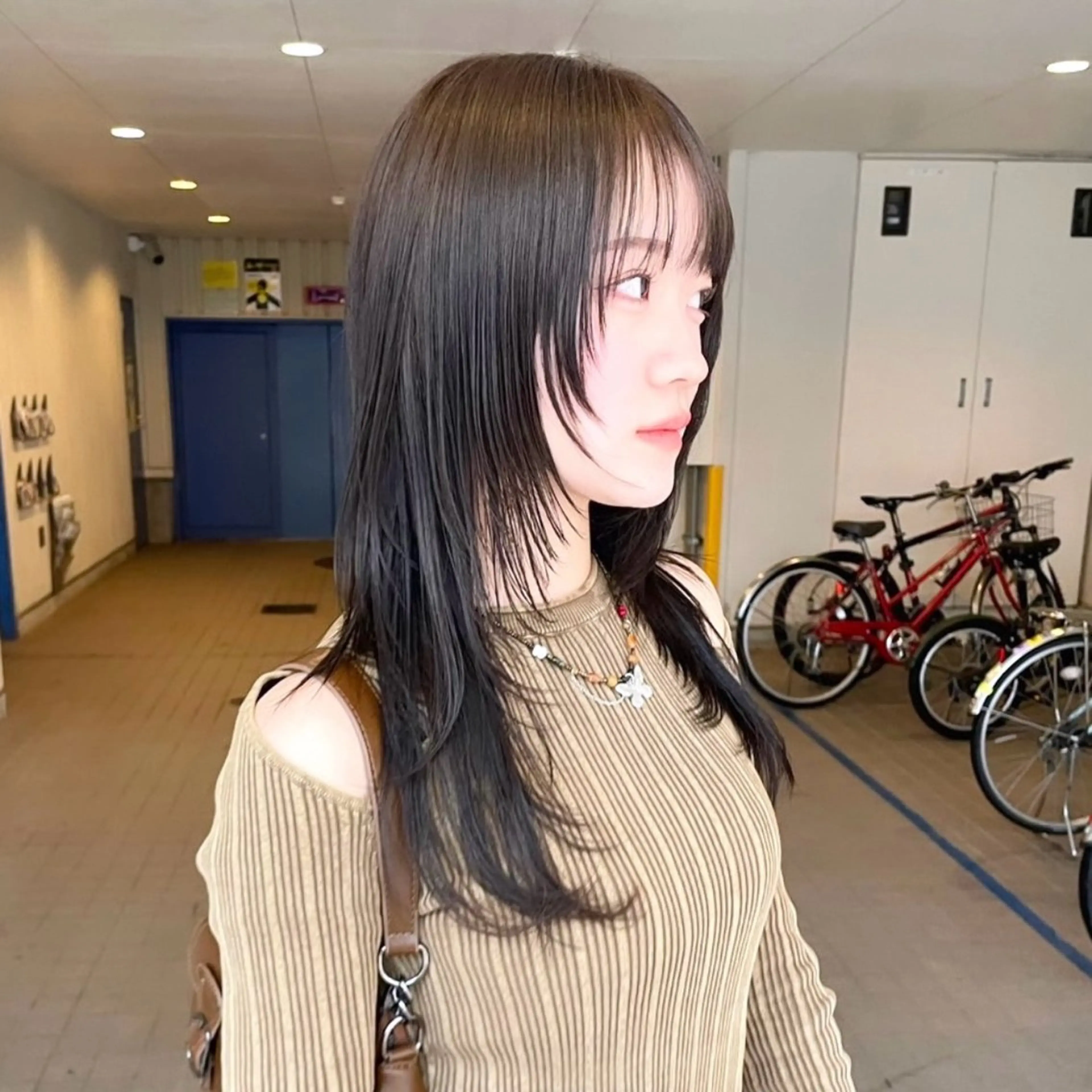 セミロング カラー レイヤーカット カット ハイトーン/ウルフ/ レイヤー/Asukaのヘアスタイル