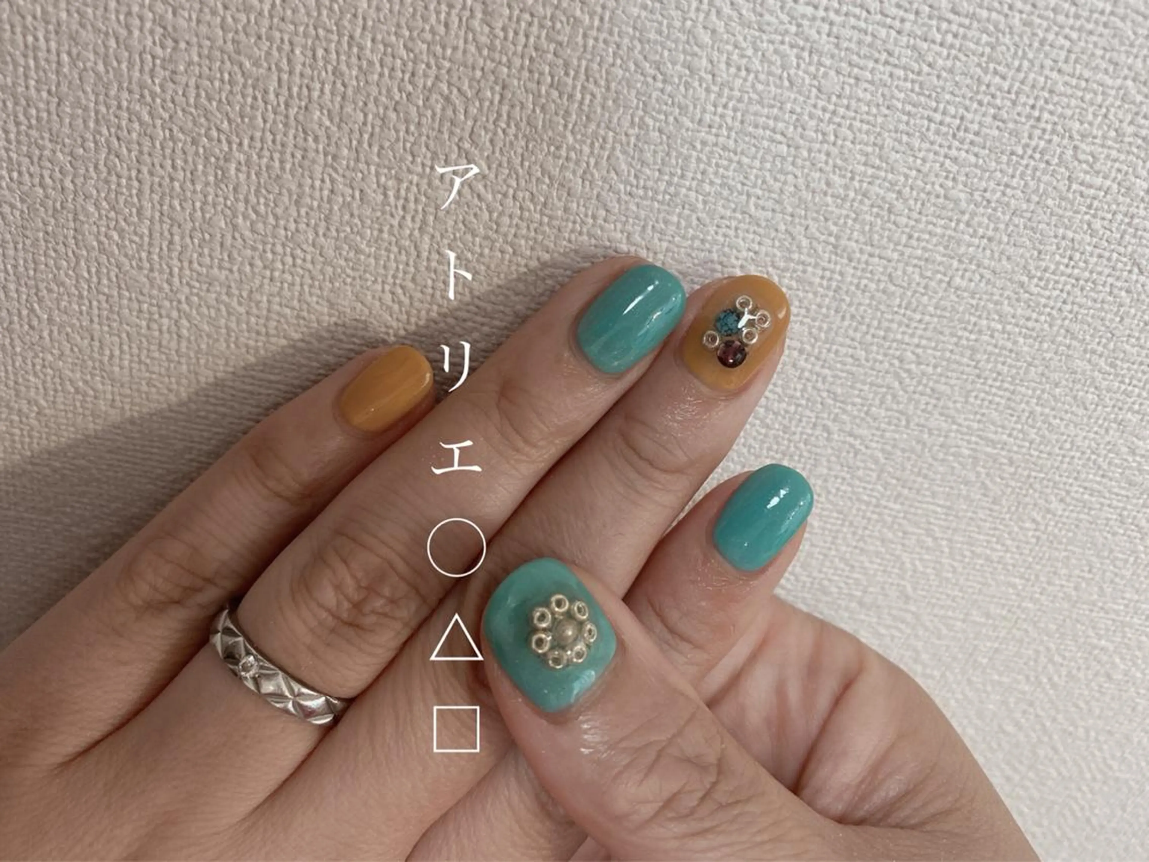 ネイル ハンドネイル アトリエ ○△□のネイルデザイン