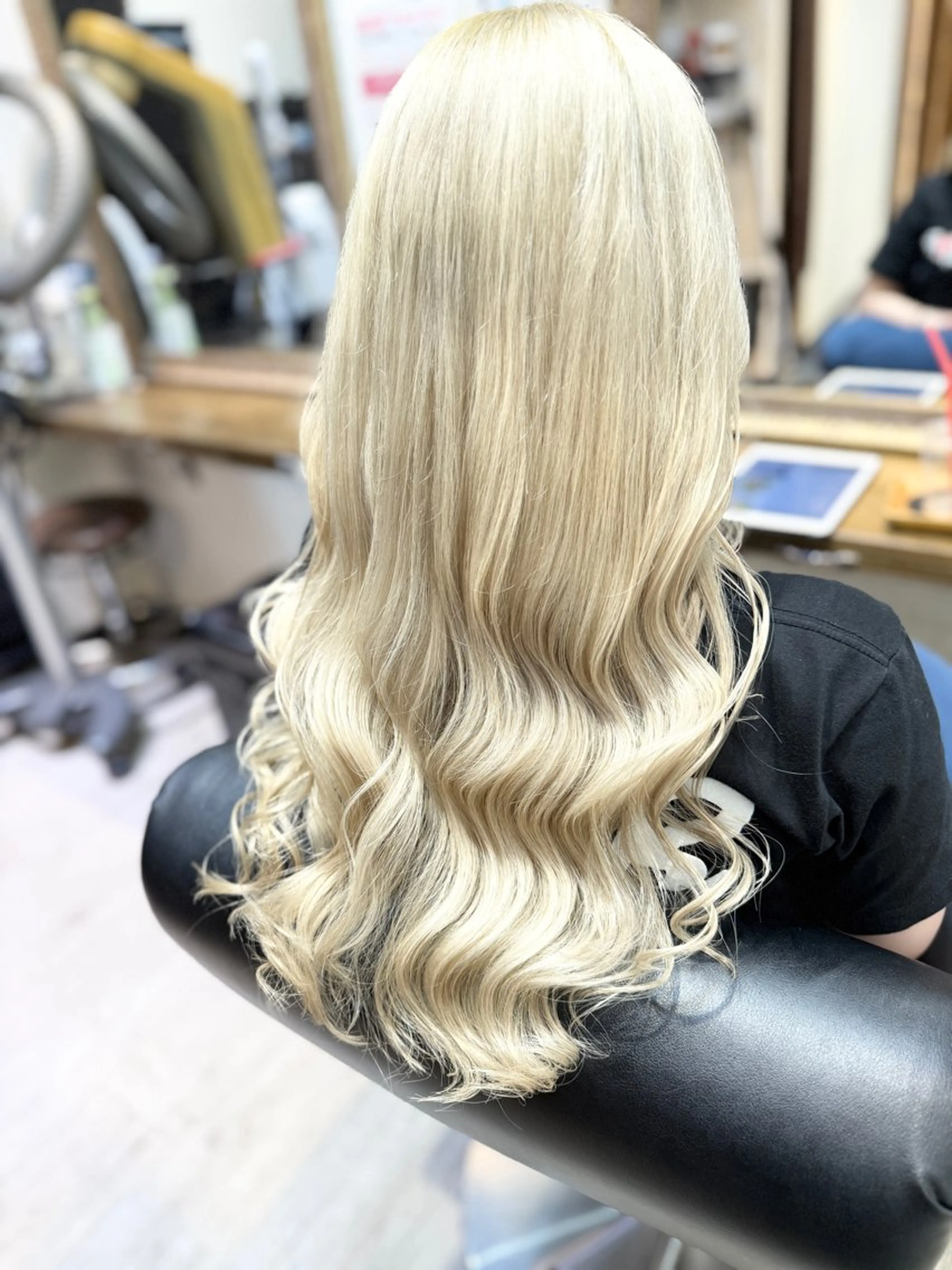 カラー ベージュカラー ブリーチ ブロンド 透明感カラー ハイトーンカラー カット ヘアカラー ハイトーン✨ブリーチ ✨スパ得意✨ミヤタのヘアスタイル