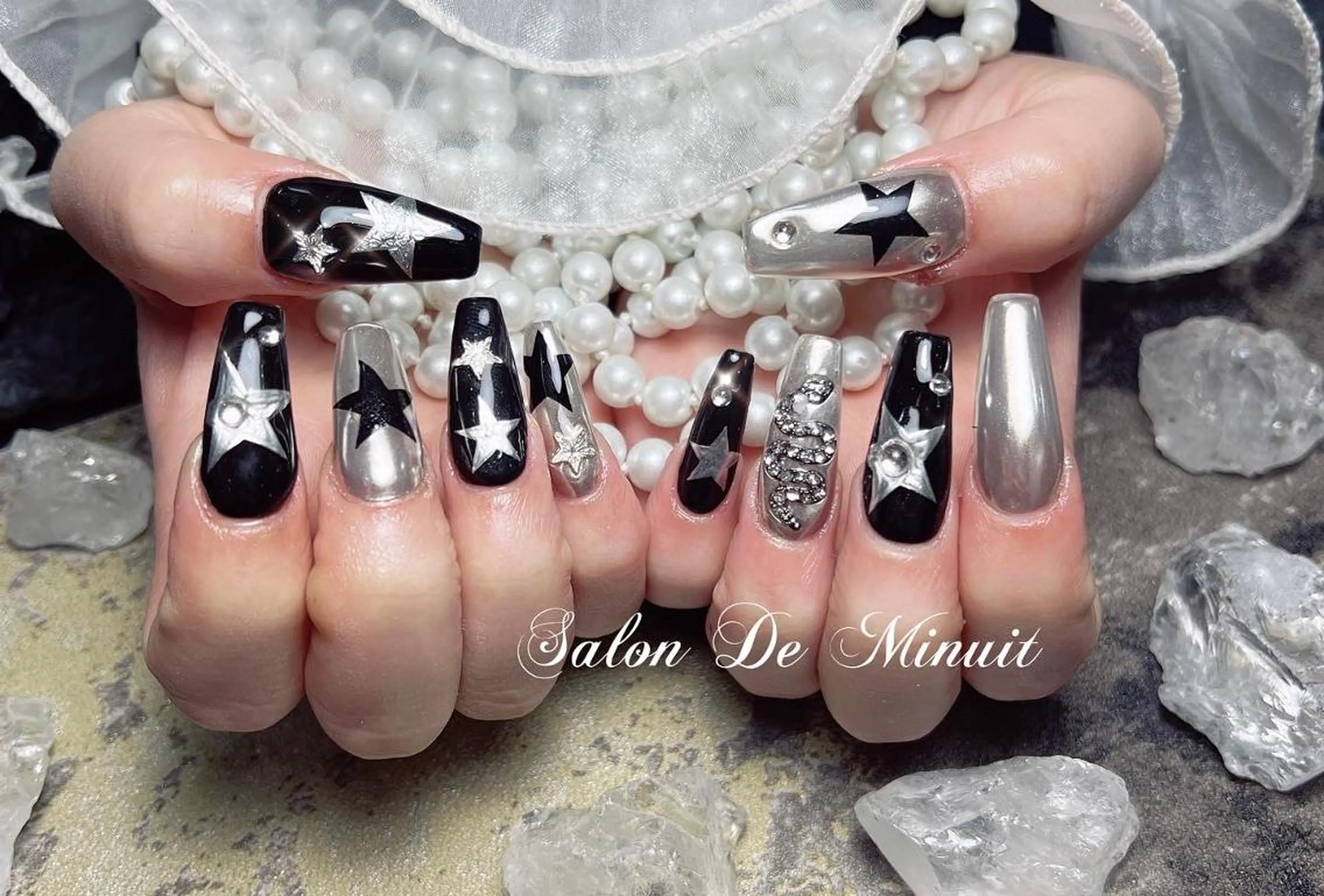 ネイル ハンドネイル ハンドケア Momo 🤍のネイルデザイン