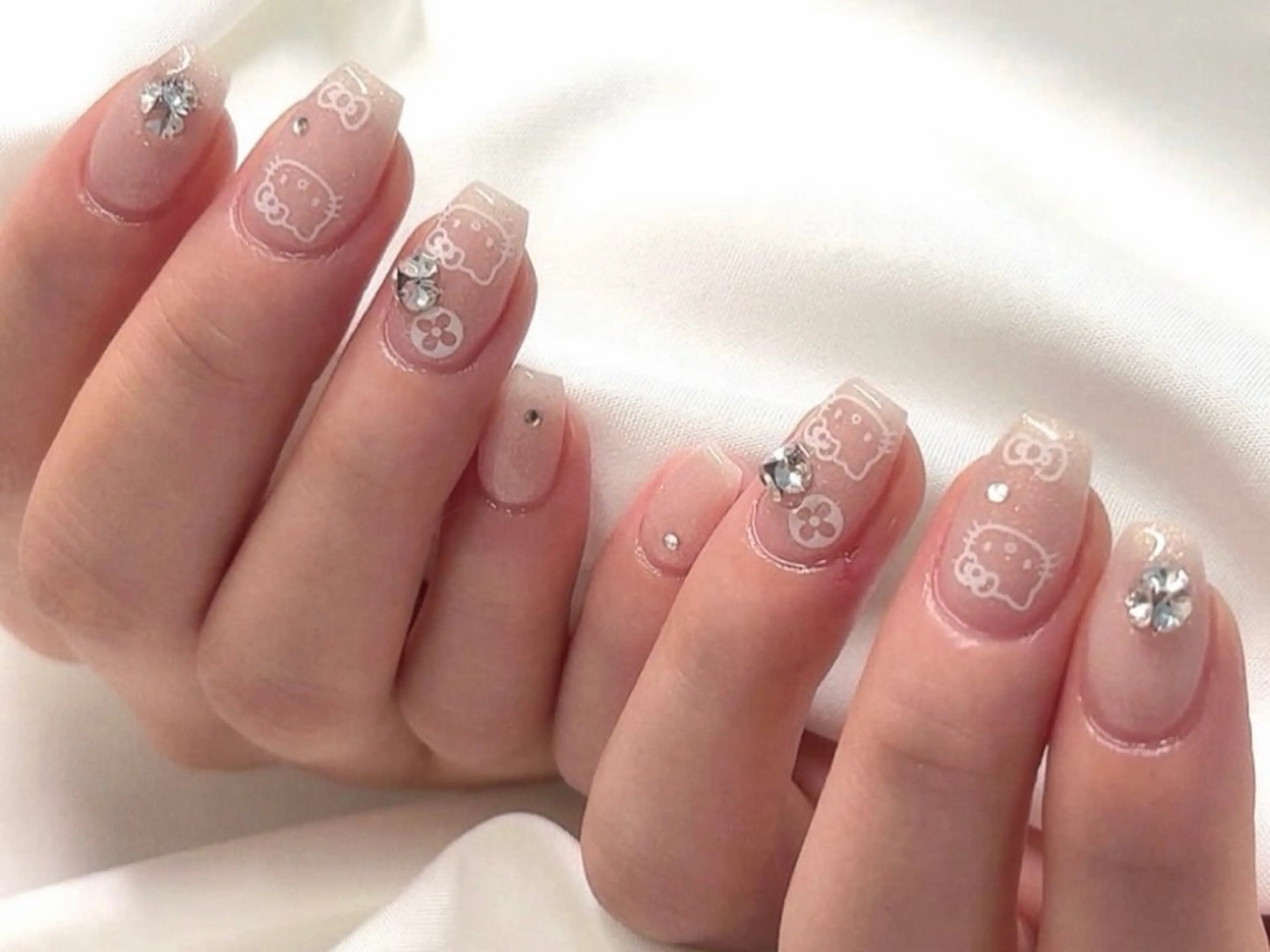 ミディアム Nail Salon Celine 柏店所属・Nail Salon Celine柏店のネイルデザイン