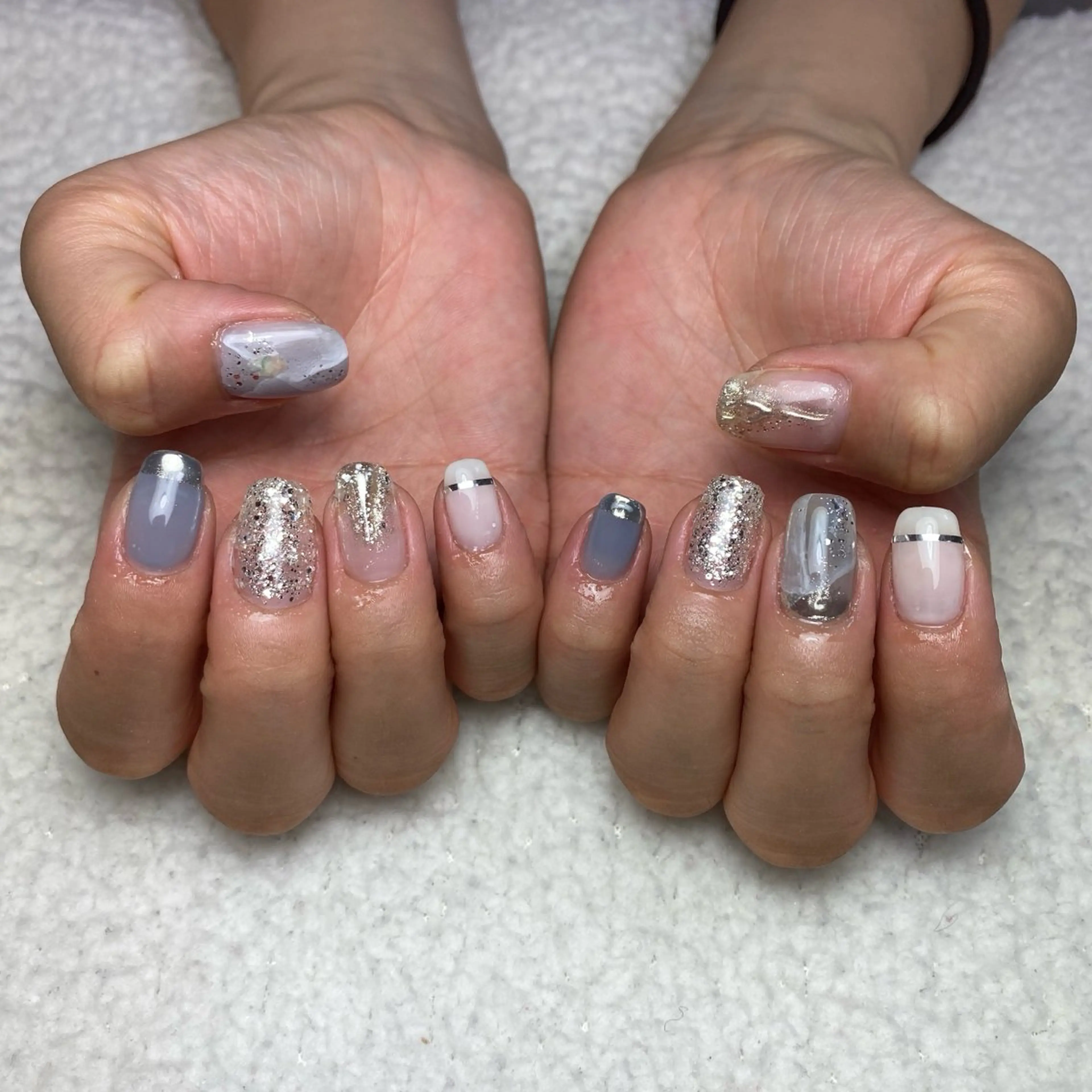 ネイル フレンチネイル ラメ(グリッター) ミラーネイル ハンドネイル COCO+所属・COCO +のエステ・リラクイメージ