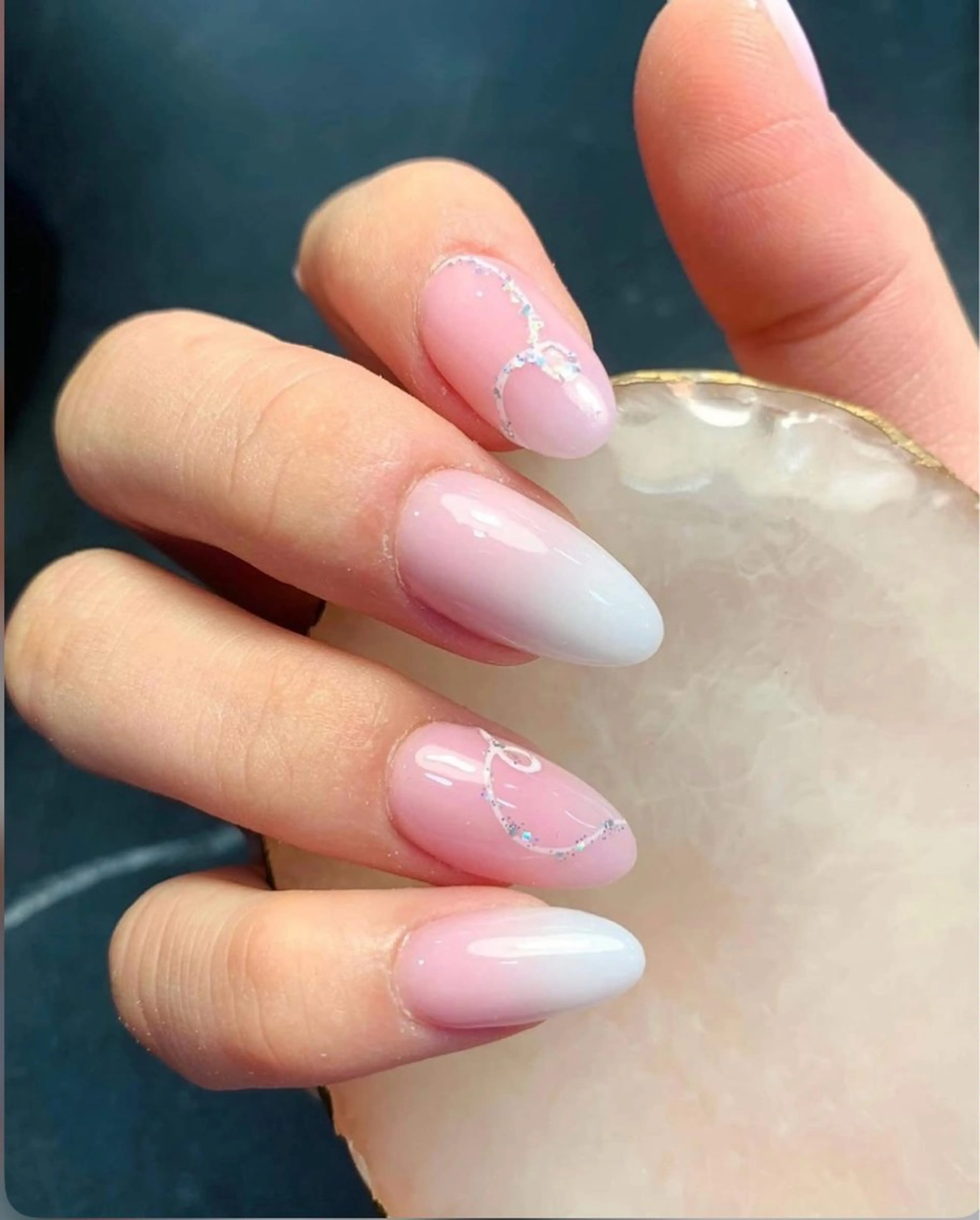 ネイル アートネイル 成人式 ジェルネイル ニュアンスネイル ネイルチップ Kora Nailのネイルデザイン
