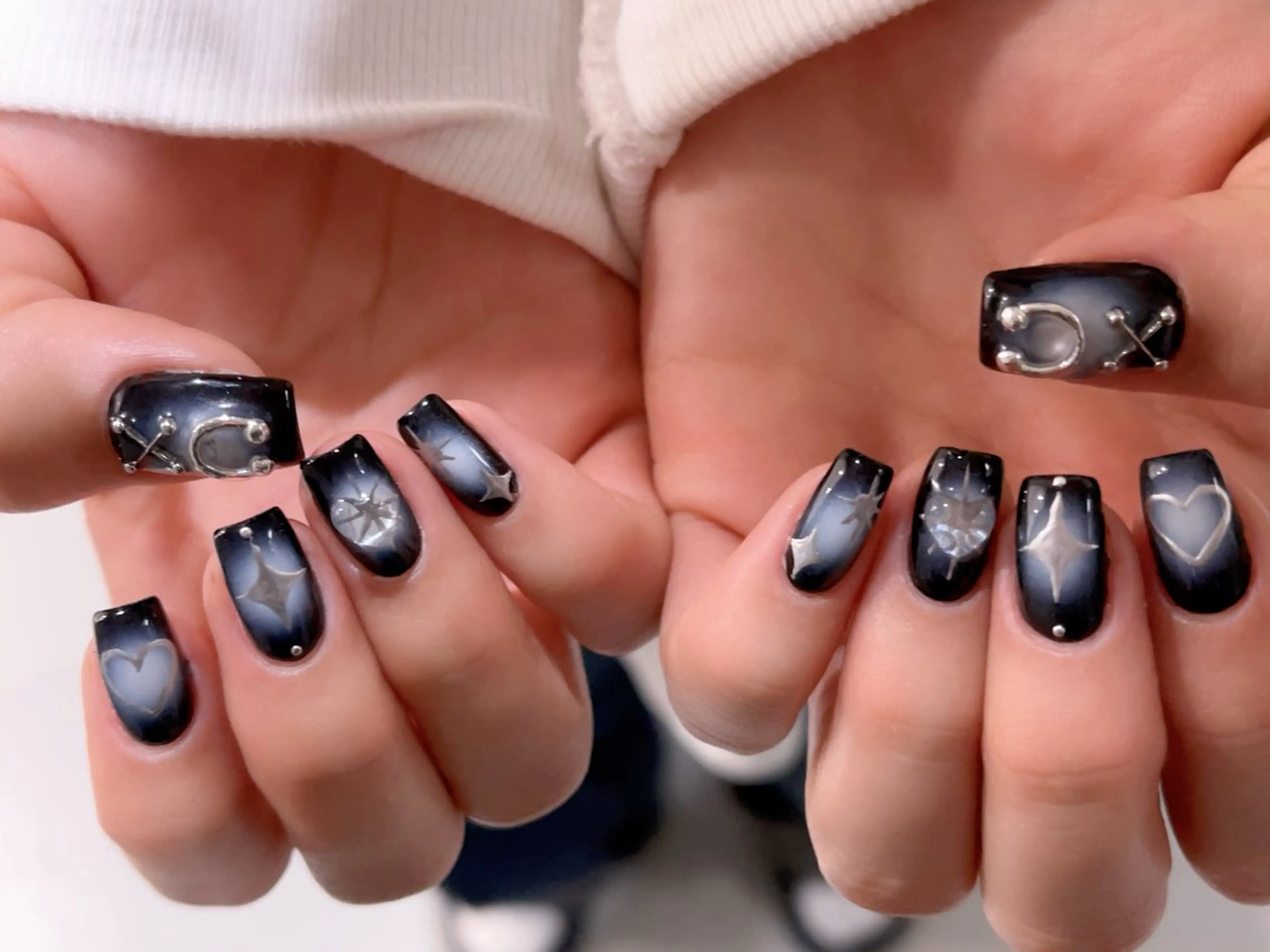 ネイル チークネイル ジェルネイル ハンドネイル 悦田joieange 京橋店のネイルデザイン