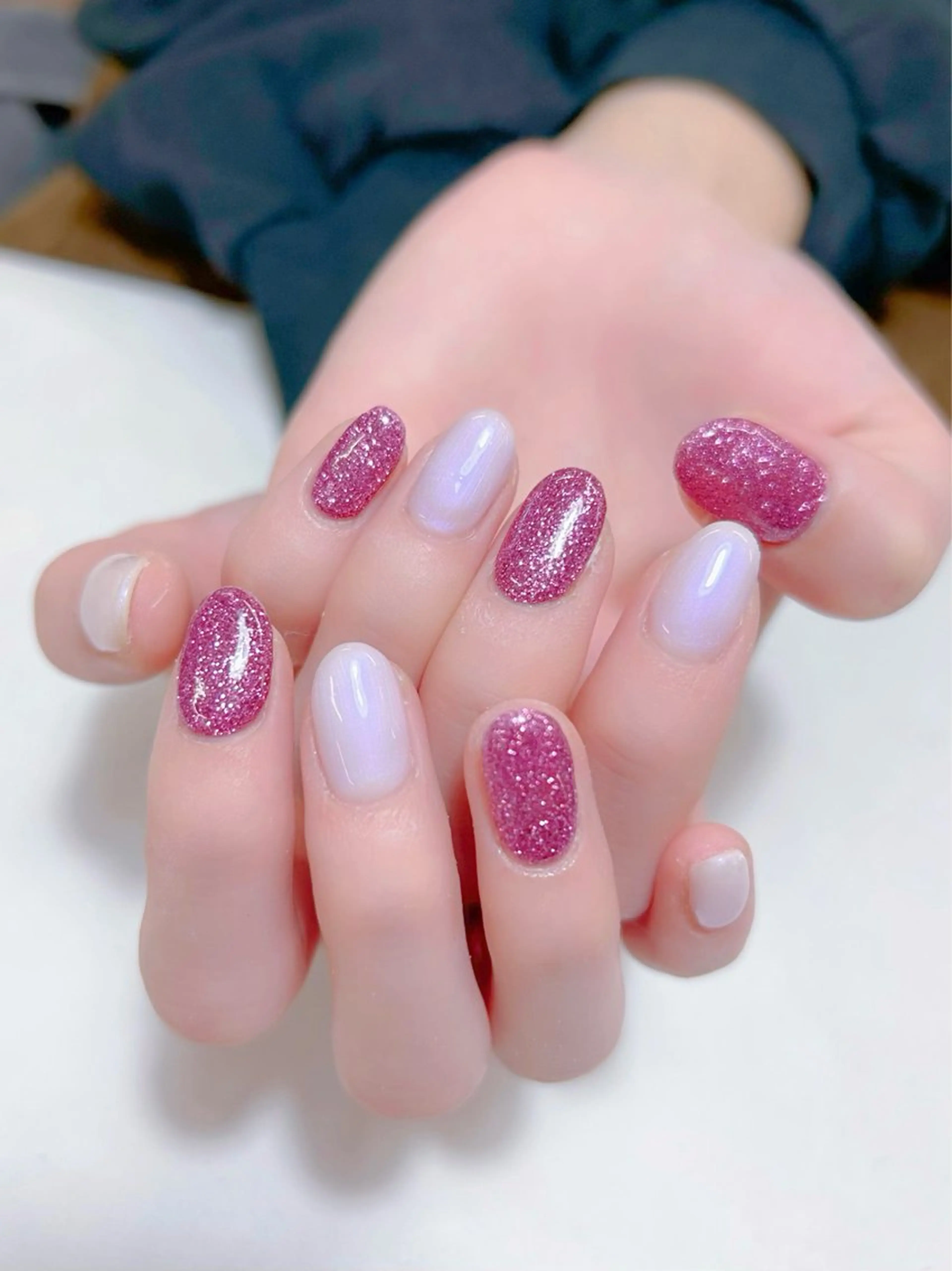 ネイル ジェルネイル ラメ(グリッター) ピンク MAXKELLY MAIのネイルデザイン