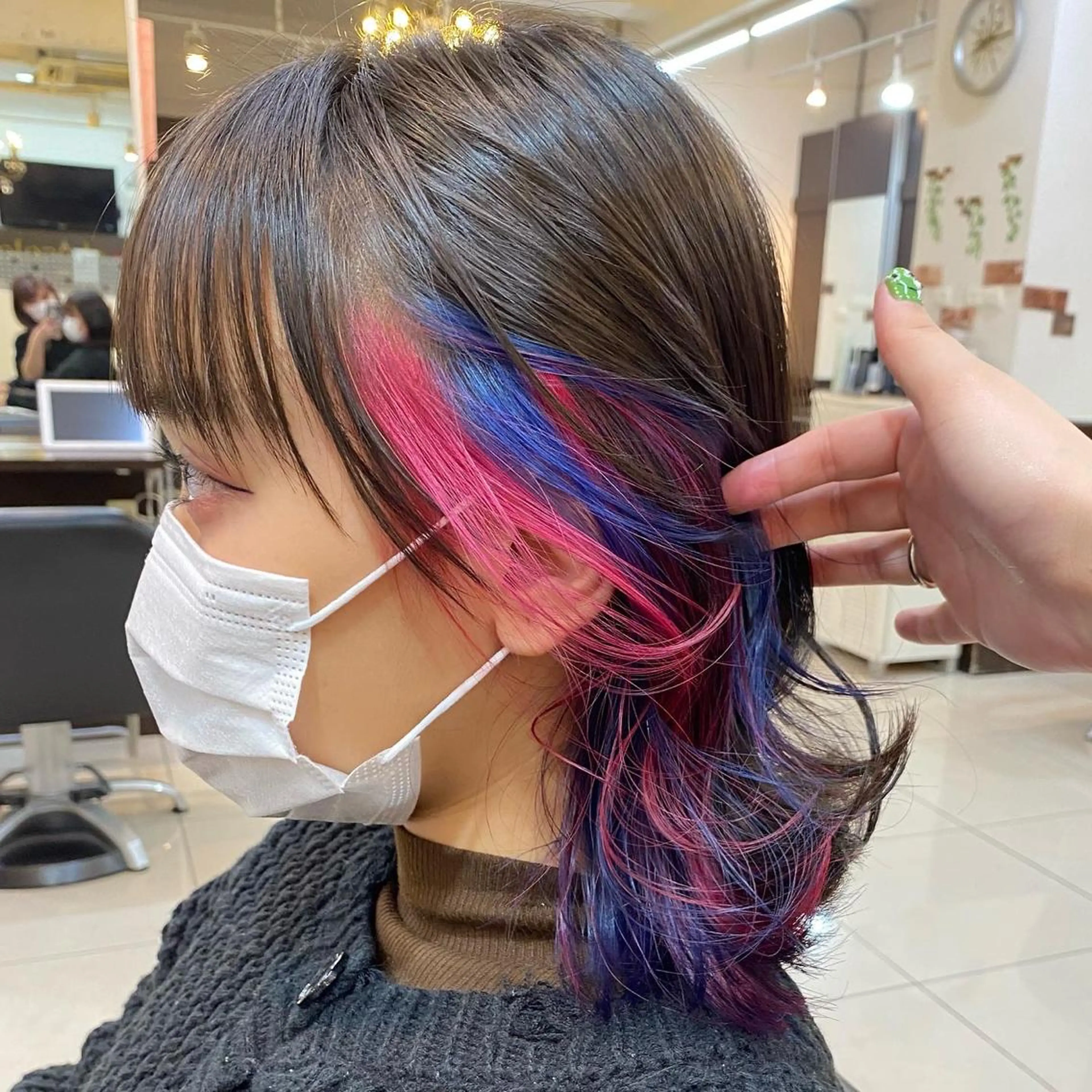 ミディアム カラー ショートボブ✨️ 池田芽生のヘアスタイル