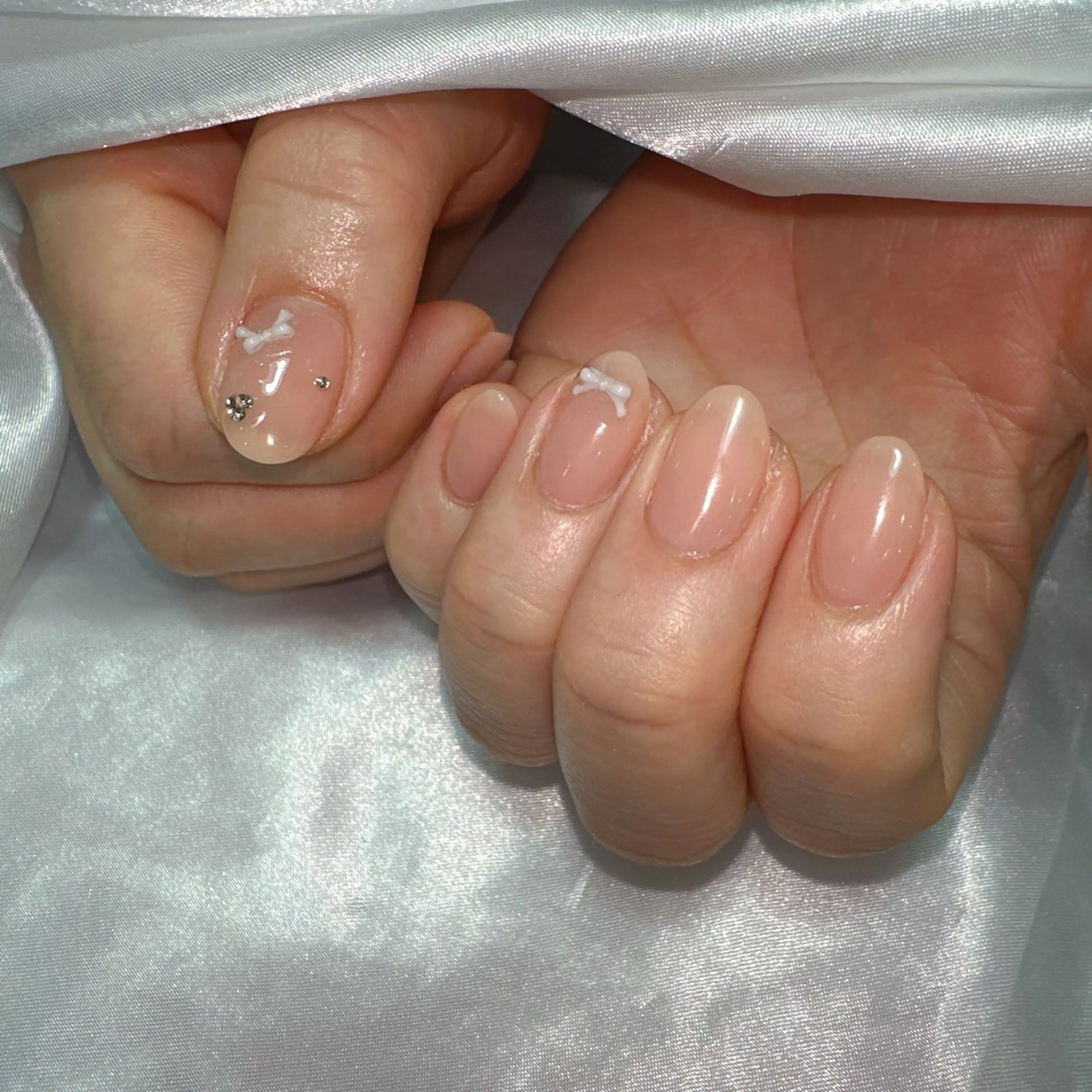 ネイル アートネイル フラッシュネイル フレンチネイル ジェルネイル ガラスフレンチ ハンドネイル You&Me Miyuのネイルデザイン