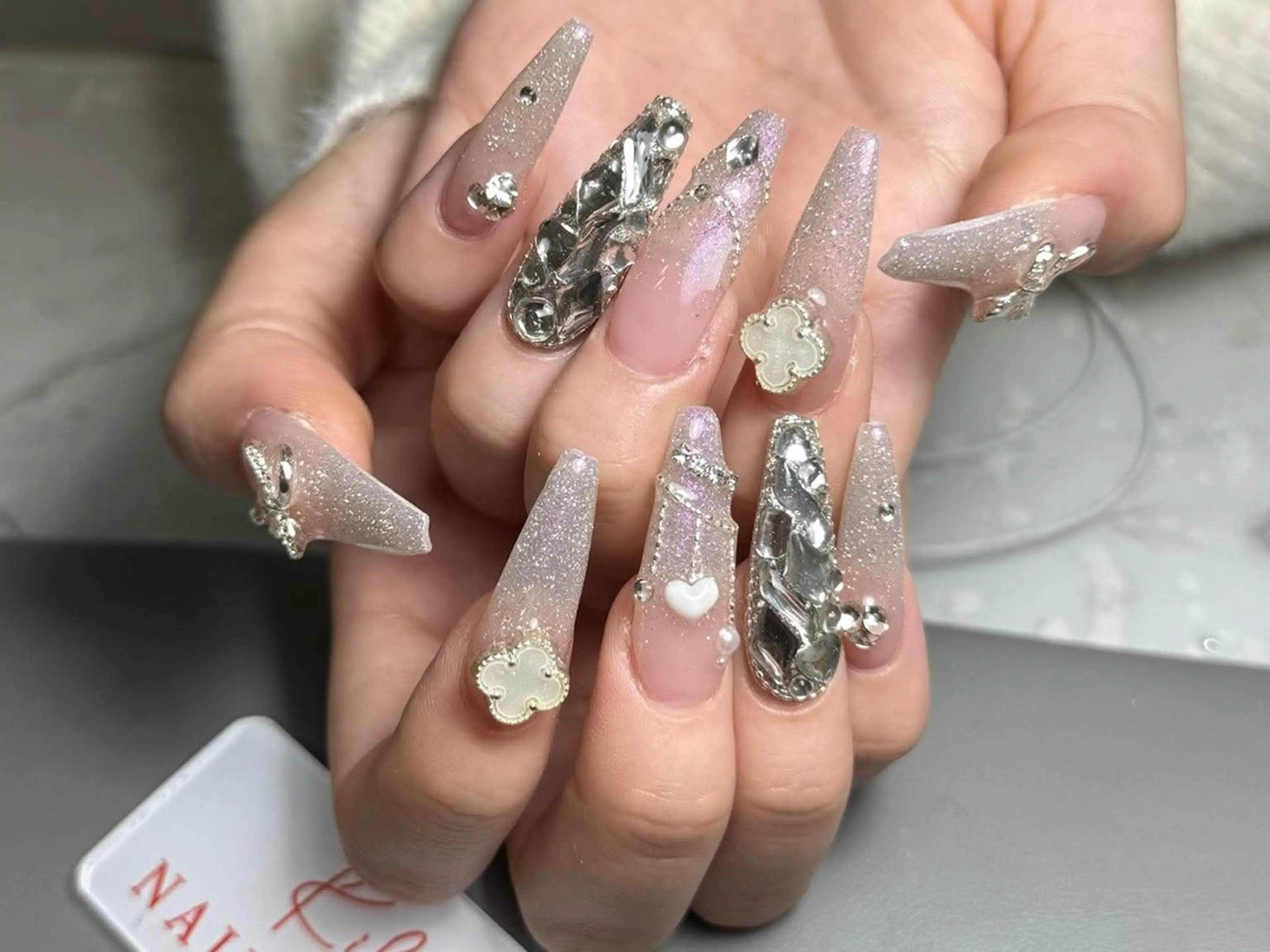 ネイル アートネイル フレンチネイル ジェルネイル グラデーション 韓国ネイル ハンドネイル ハンドケア さくら💮💮 【オフ無料】のネイルデザイン