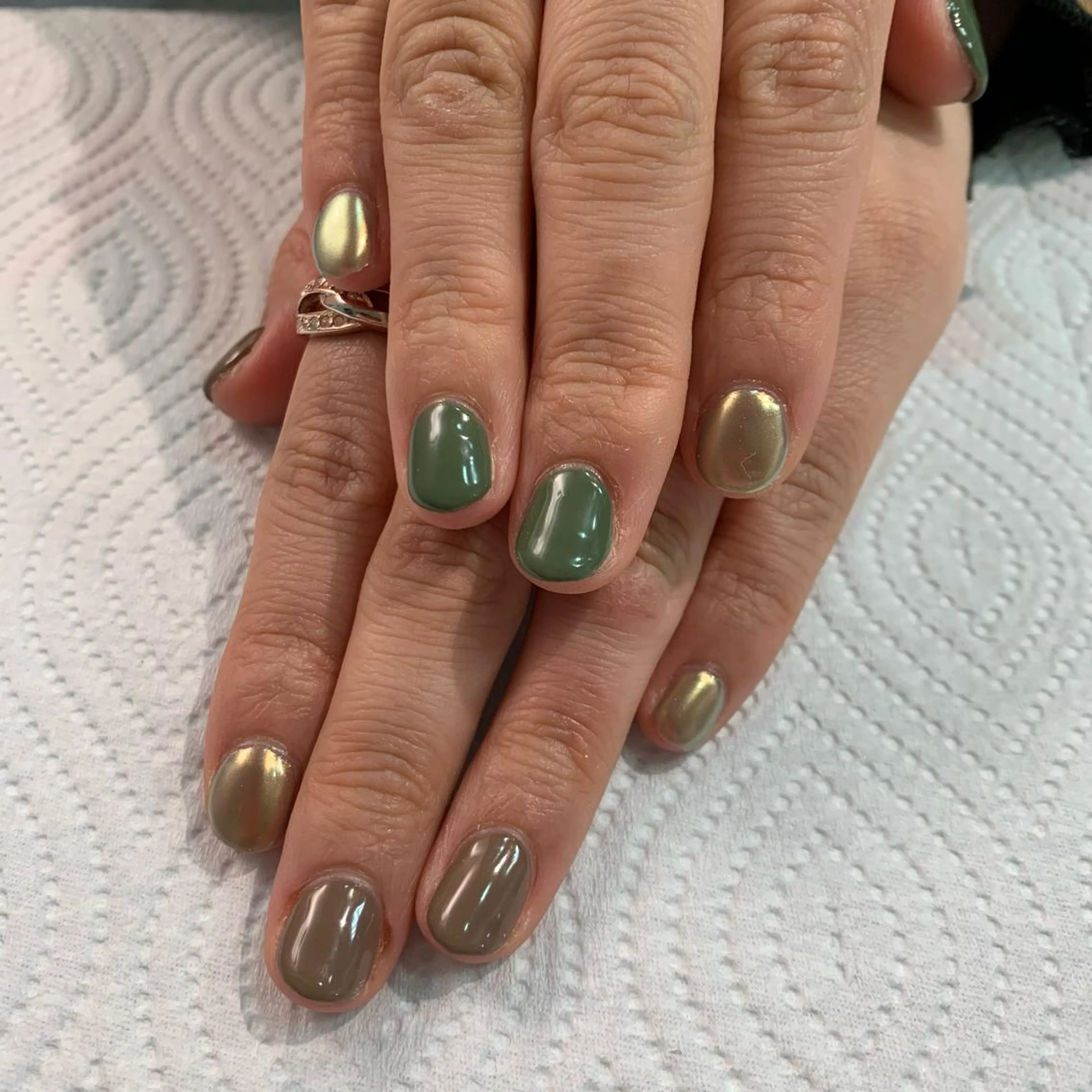 ネイル ウスイマイコ カット/ケアカラーのヘアスタイル