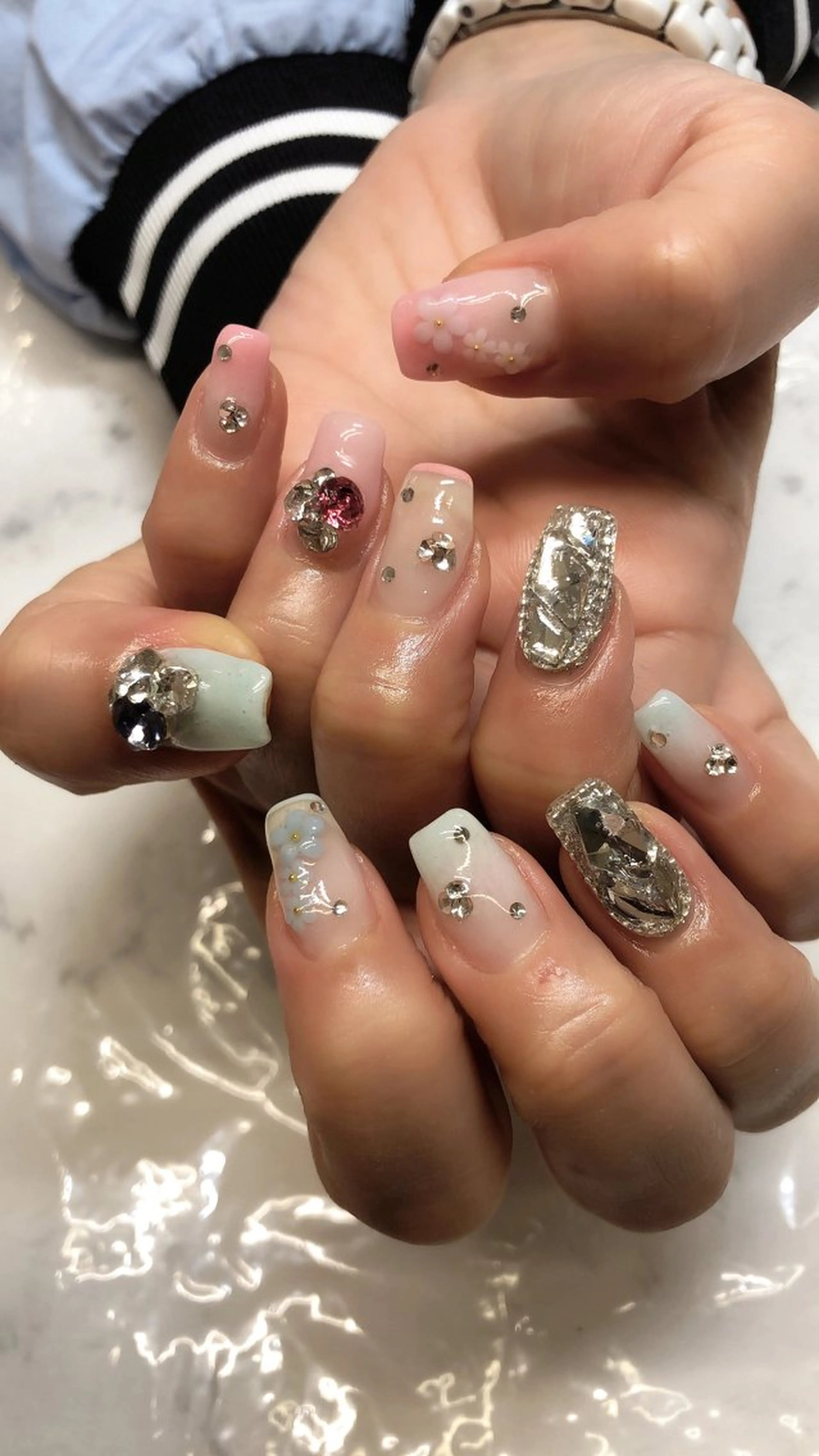ネイル 💎Guarendo💎錦糸町店所属・✨アン ミユ✨のネイルデザイン